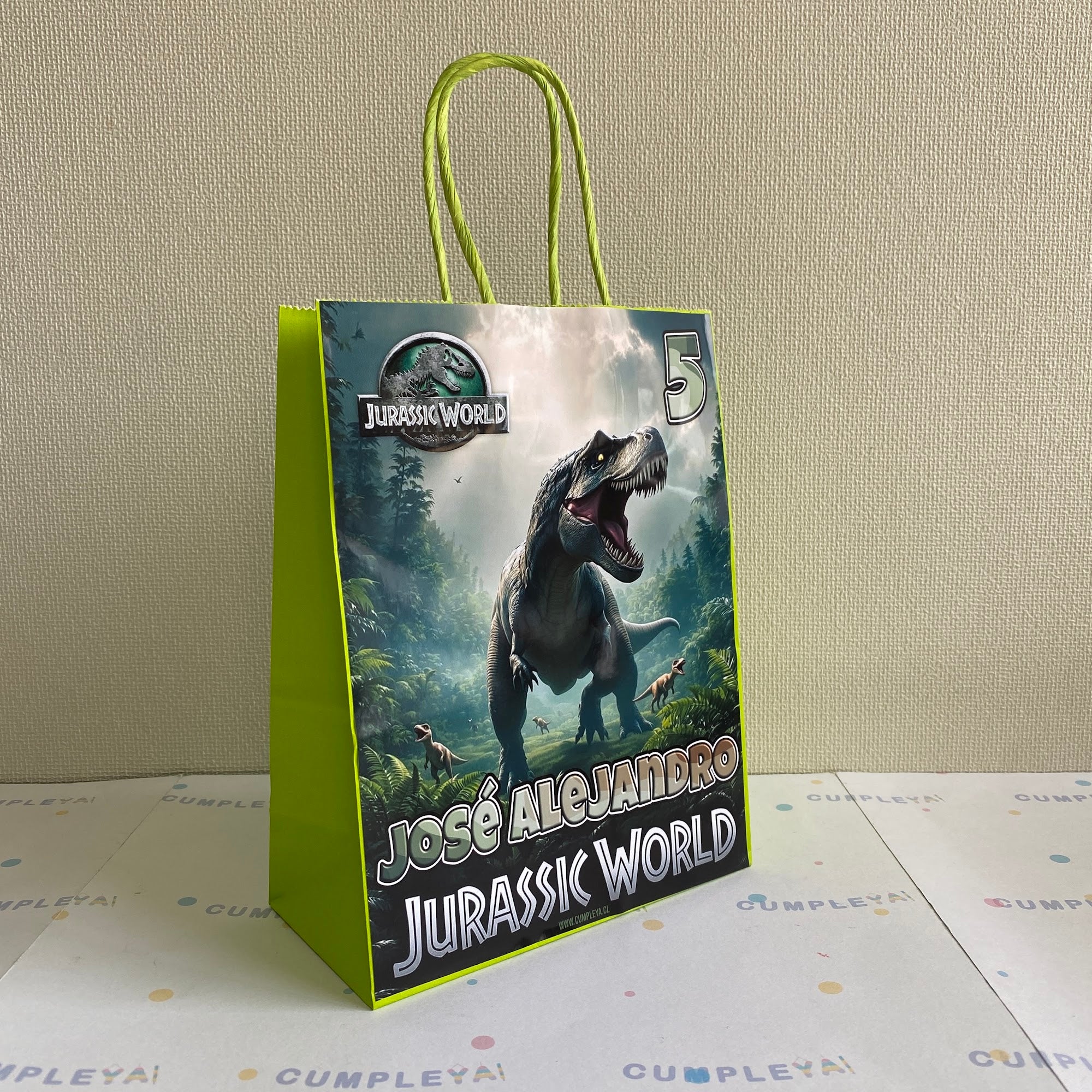 BOLSA SORPRESA 16 × 21 × 8 CM JURASSIC WORLD