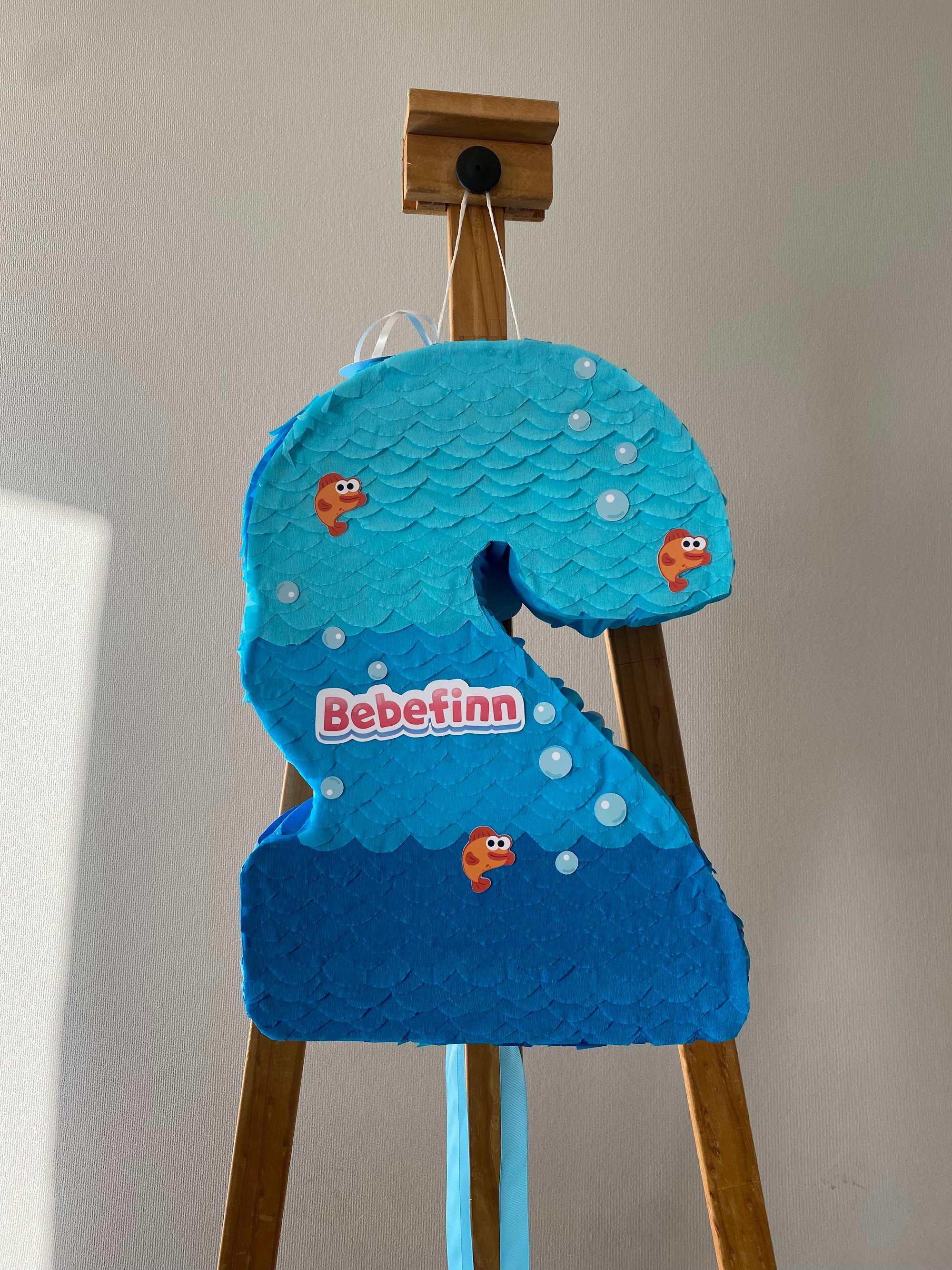 PIÑATA NUMERO 2 BEBE FINN 40CM PREMIUM