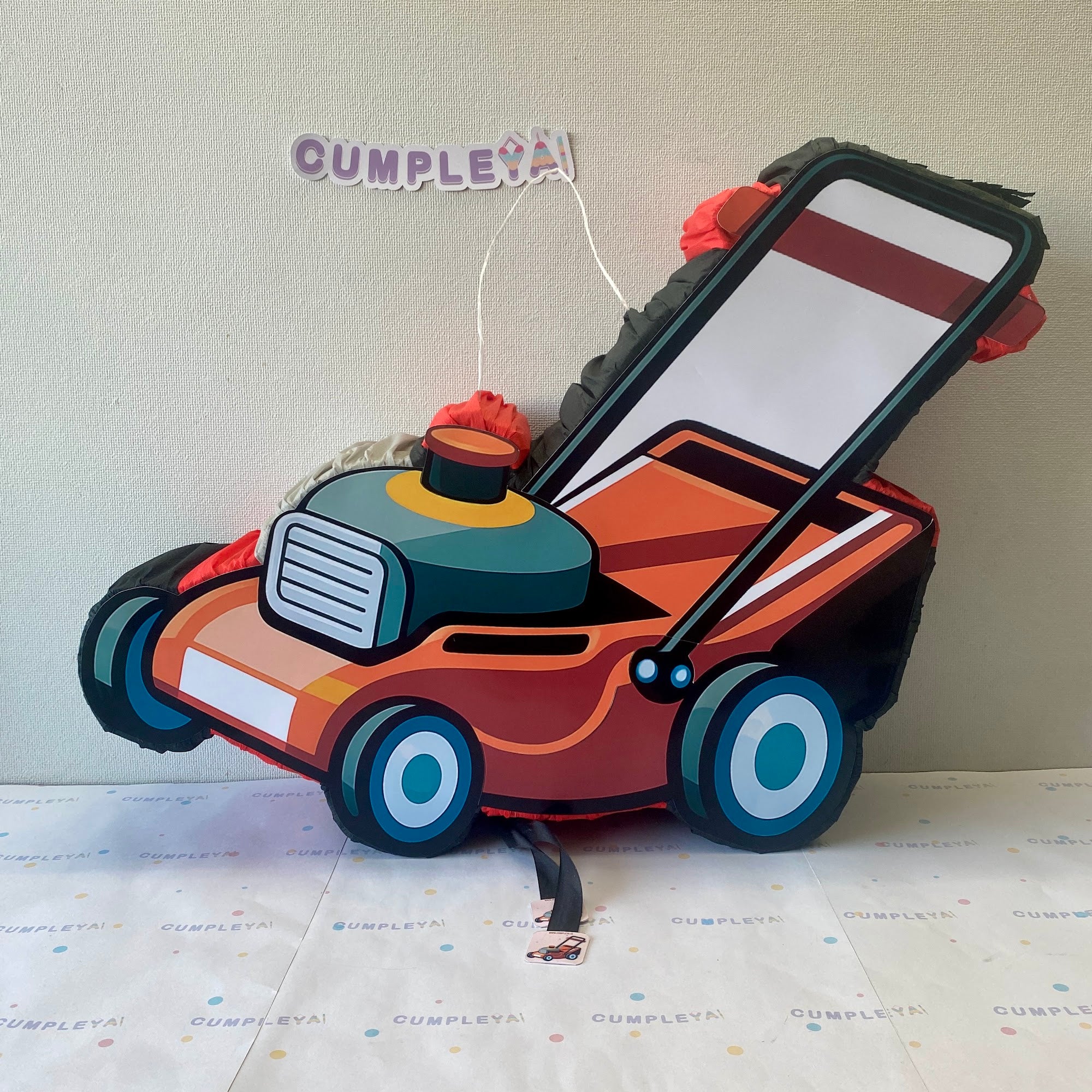 PIÑATA 60 CM XL MÁQUINA CORTADORA DE PASTO