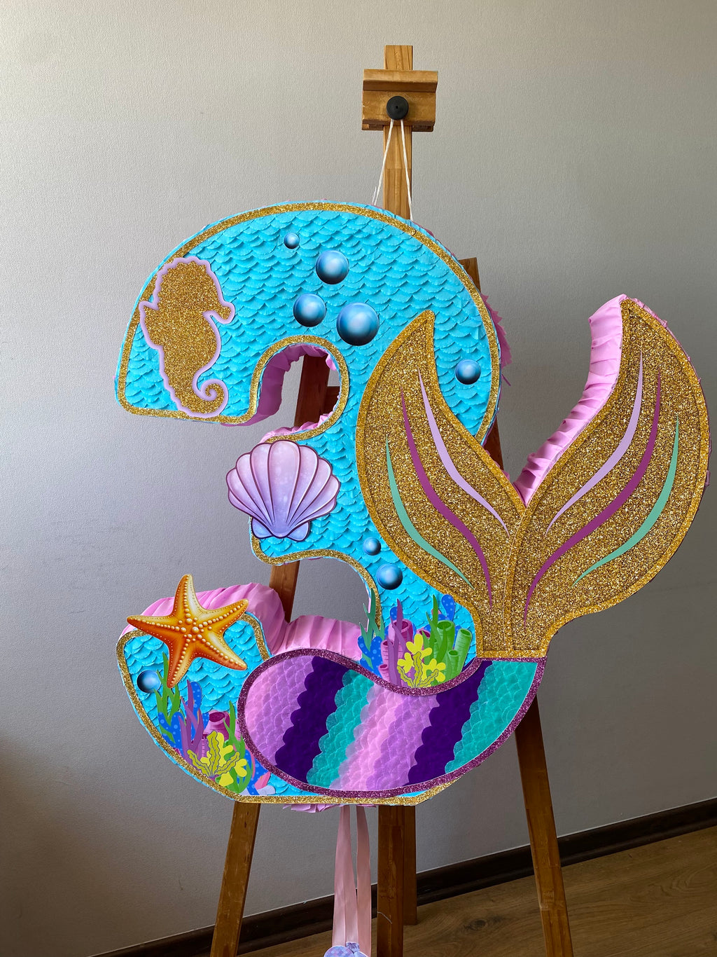 PIÑATA NUMERO 3 CON COLA DE SIRENA 60CM PREMIUM