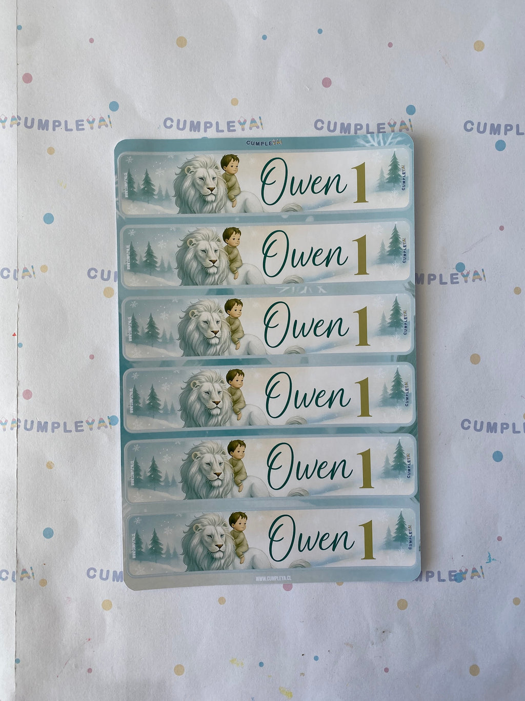 STICKER LEON PARA BOTELLA 250ML 18X3, 5CM SET 12U TEMÁTICO