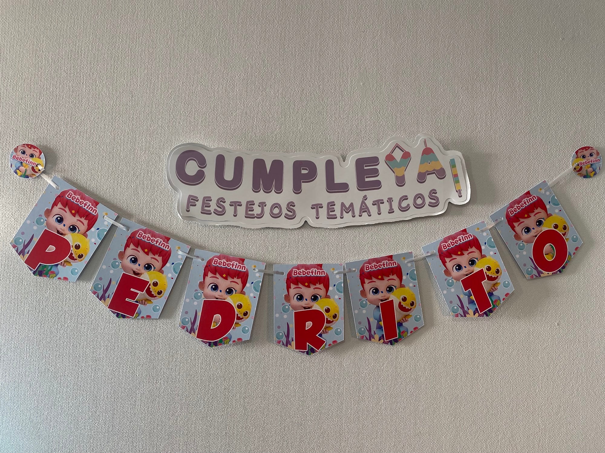 BANDERIN BEBE FINN FELIZ CUMPLEAÑOS 11X14CM 15U TEMÁTICO