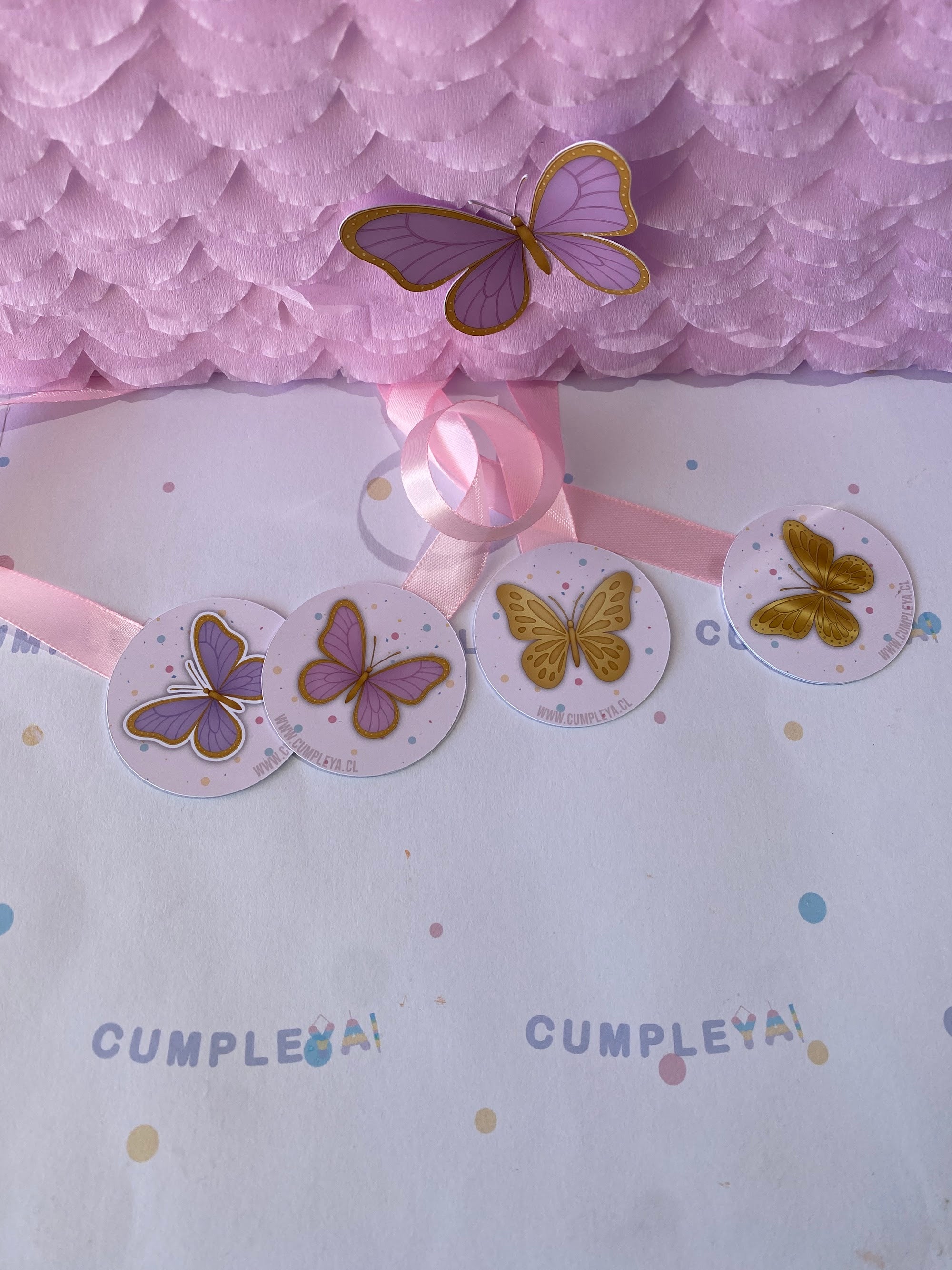 PIÑATA NUMERO 1 CON MARIPOSAS 60CM PREMIUM