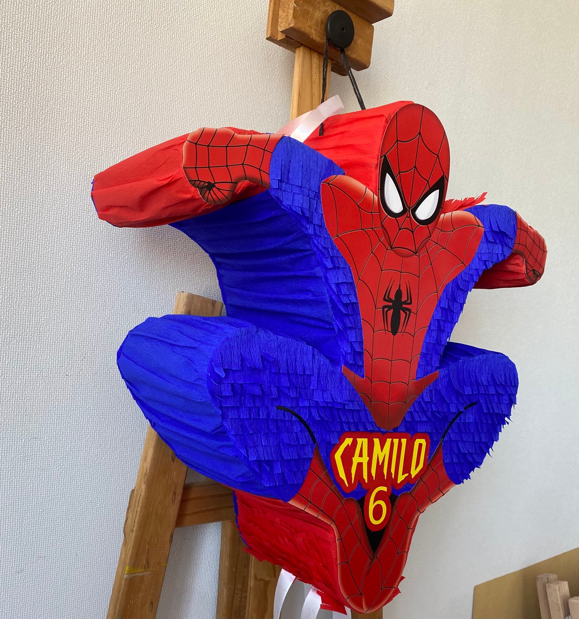 PIÑATA SPIDER-MAN HOMBRE ARAÑA 40CM PREMIUM