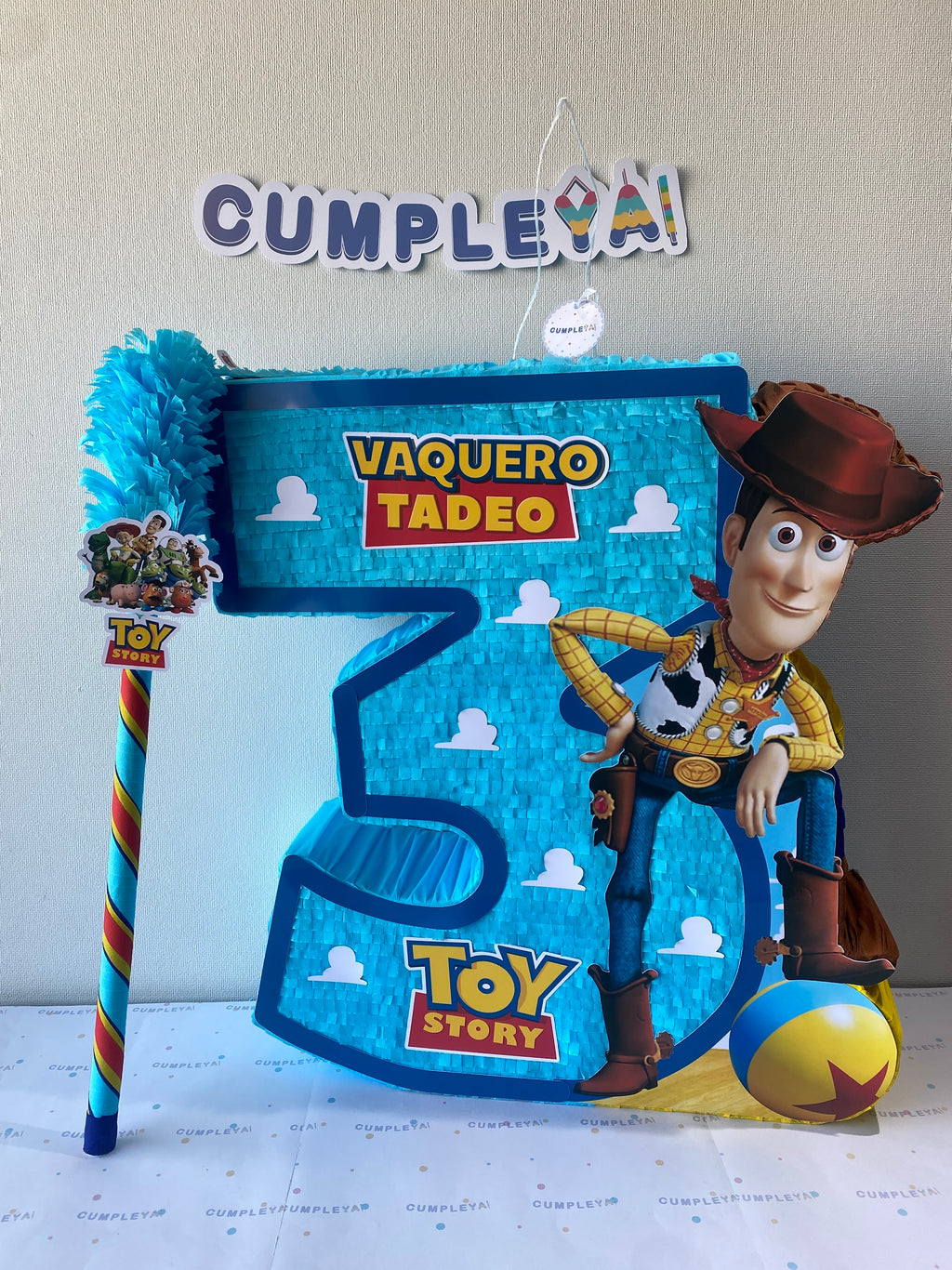 PIÑATA WOODY NUMERO 3 60CM PREMIUM
