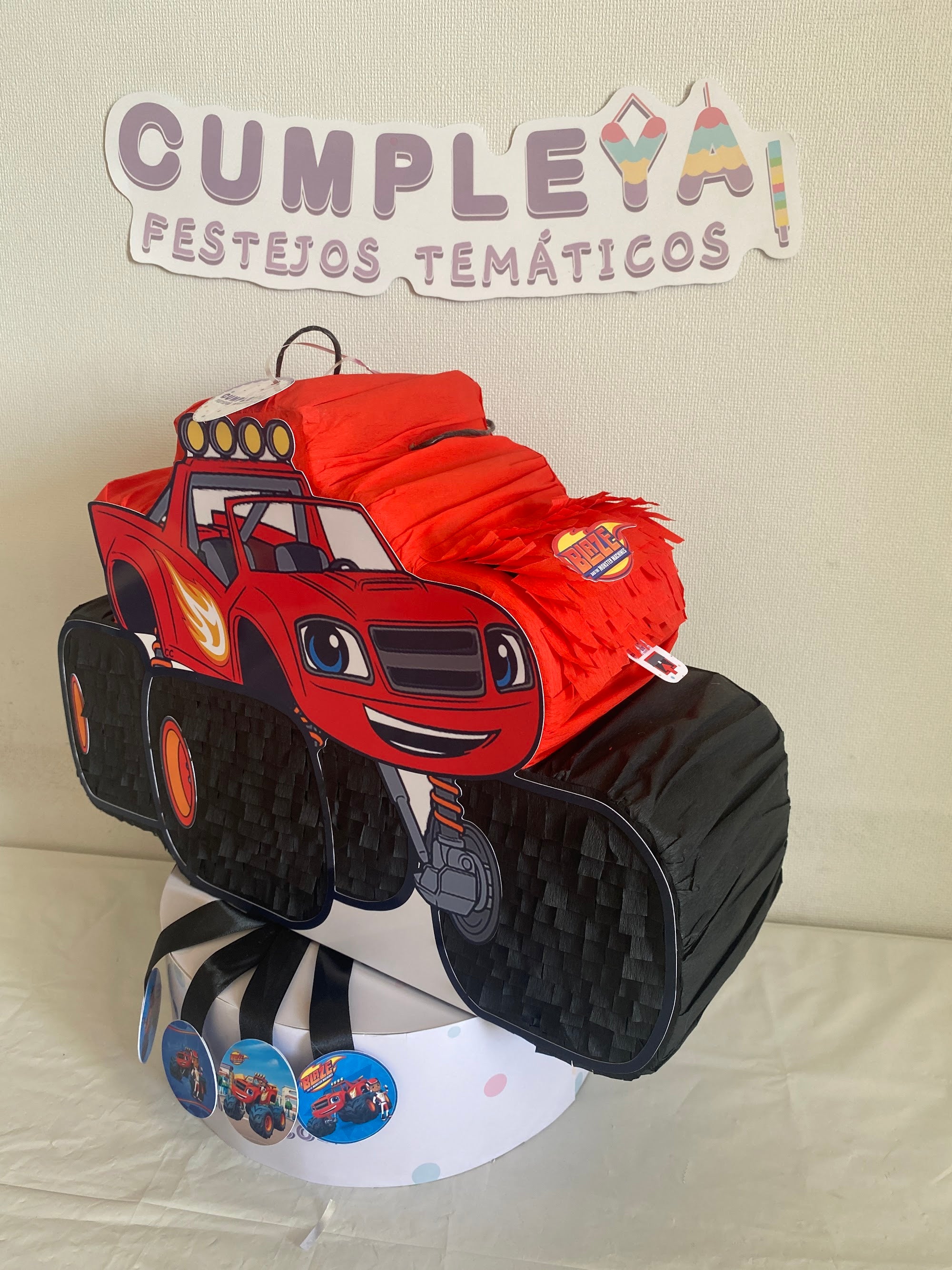 PIÑATA BLAZE 40CM PREMIUM