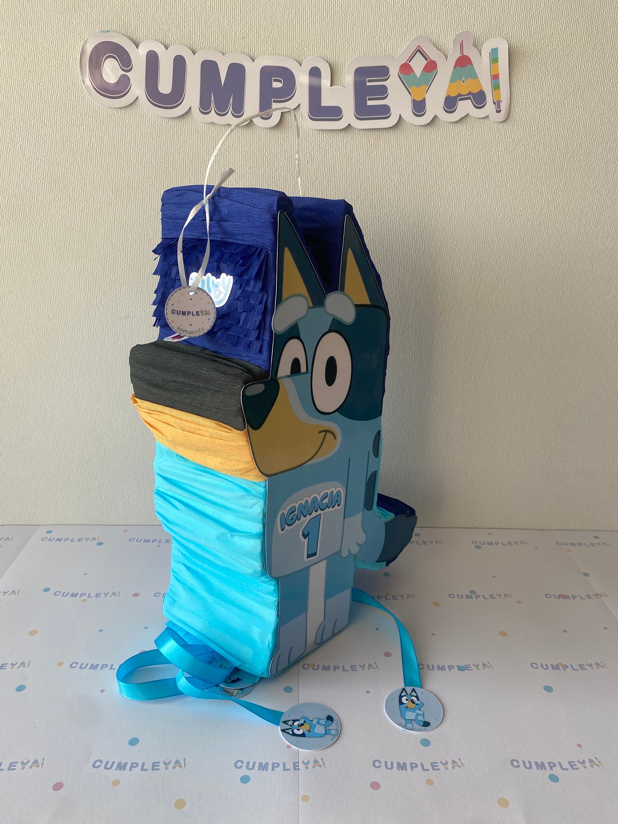 PIÑATA 40 CM BLUEY DE PIE