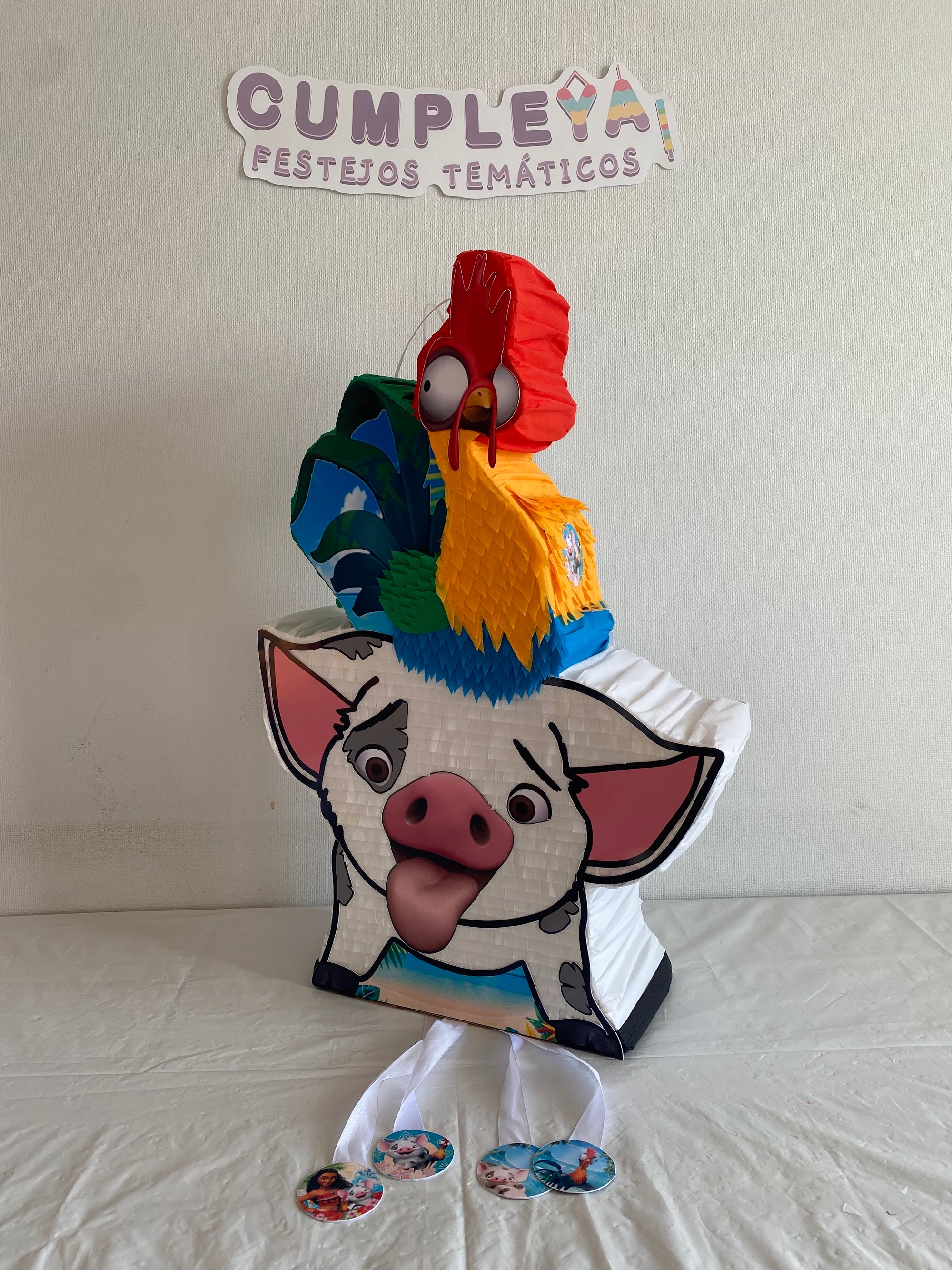 PIÑATA CERDITO Y GALLO DE MOANA 60CM PREMIUM