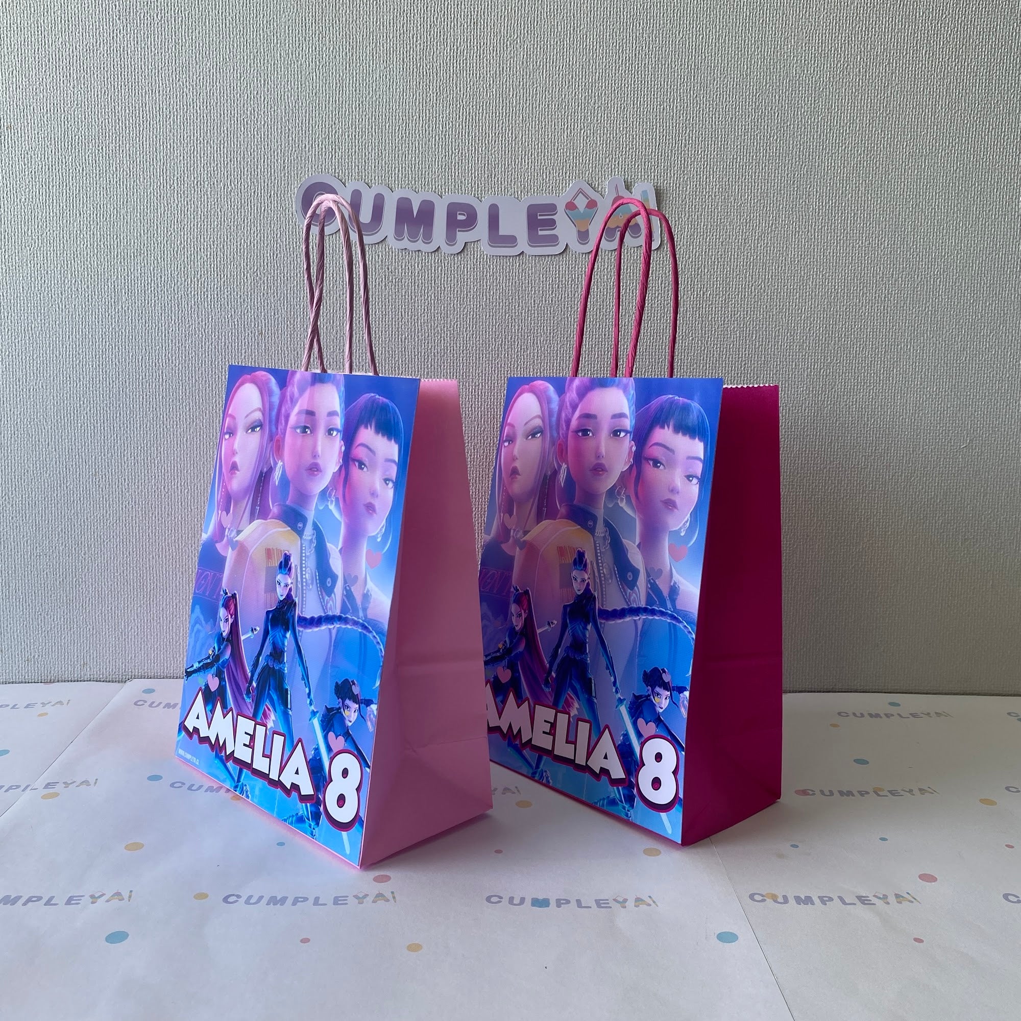 BOLSA SORPRESA 16 × 21 × 8 CM GUERRERA KPOP