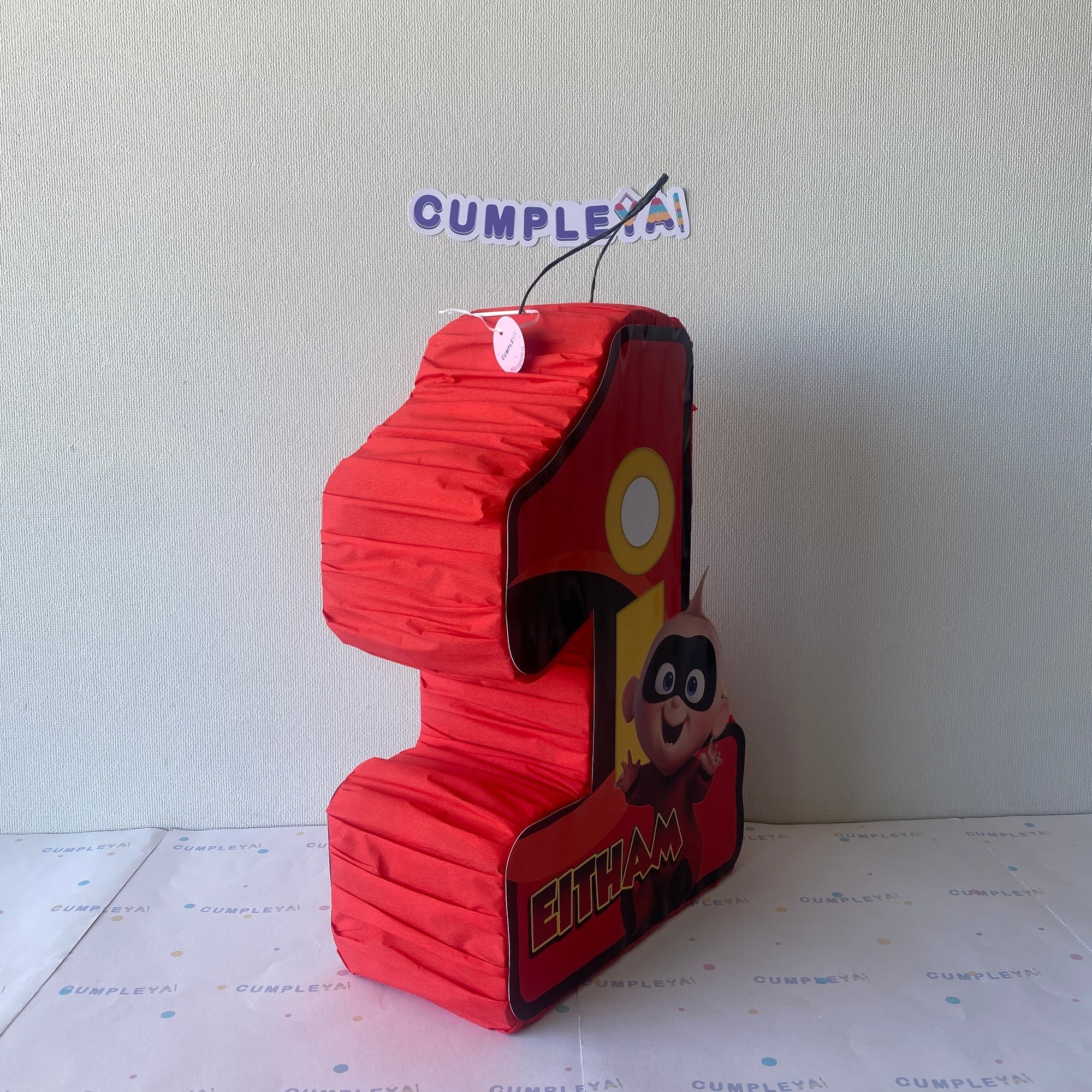 PIÑATA NUMERO 1 JACK DE LOS INCREIBLES 40CM FIGURA EXPRÉS