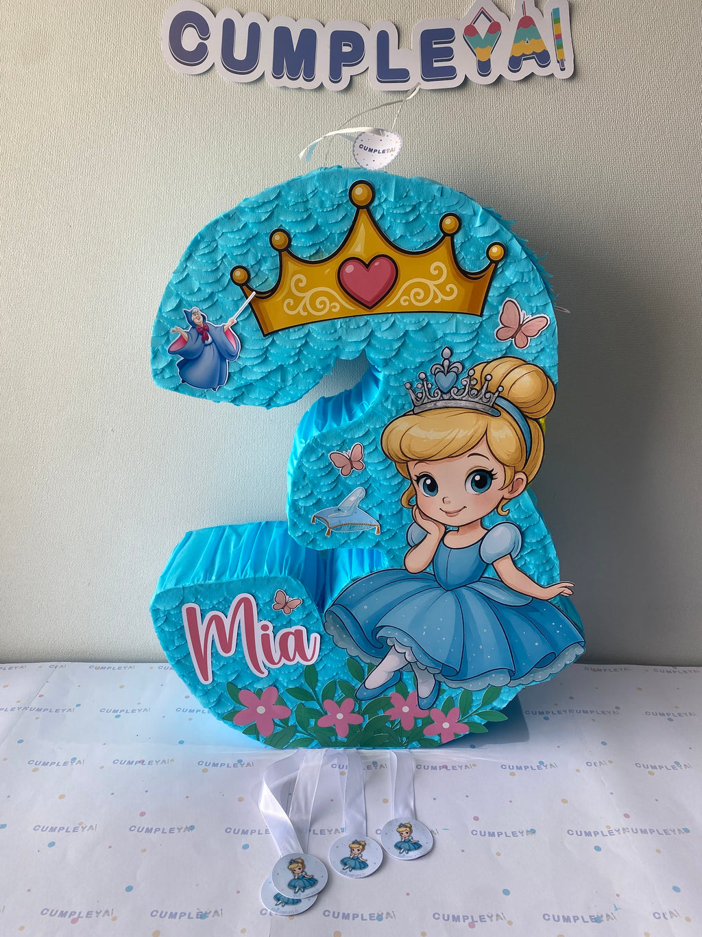 PIÑATA NUMERO 3 CENICIENTA BEBE 60CM PREMIUM