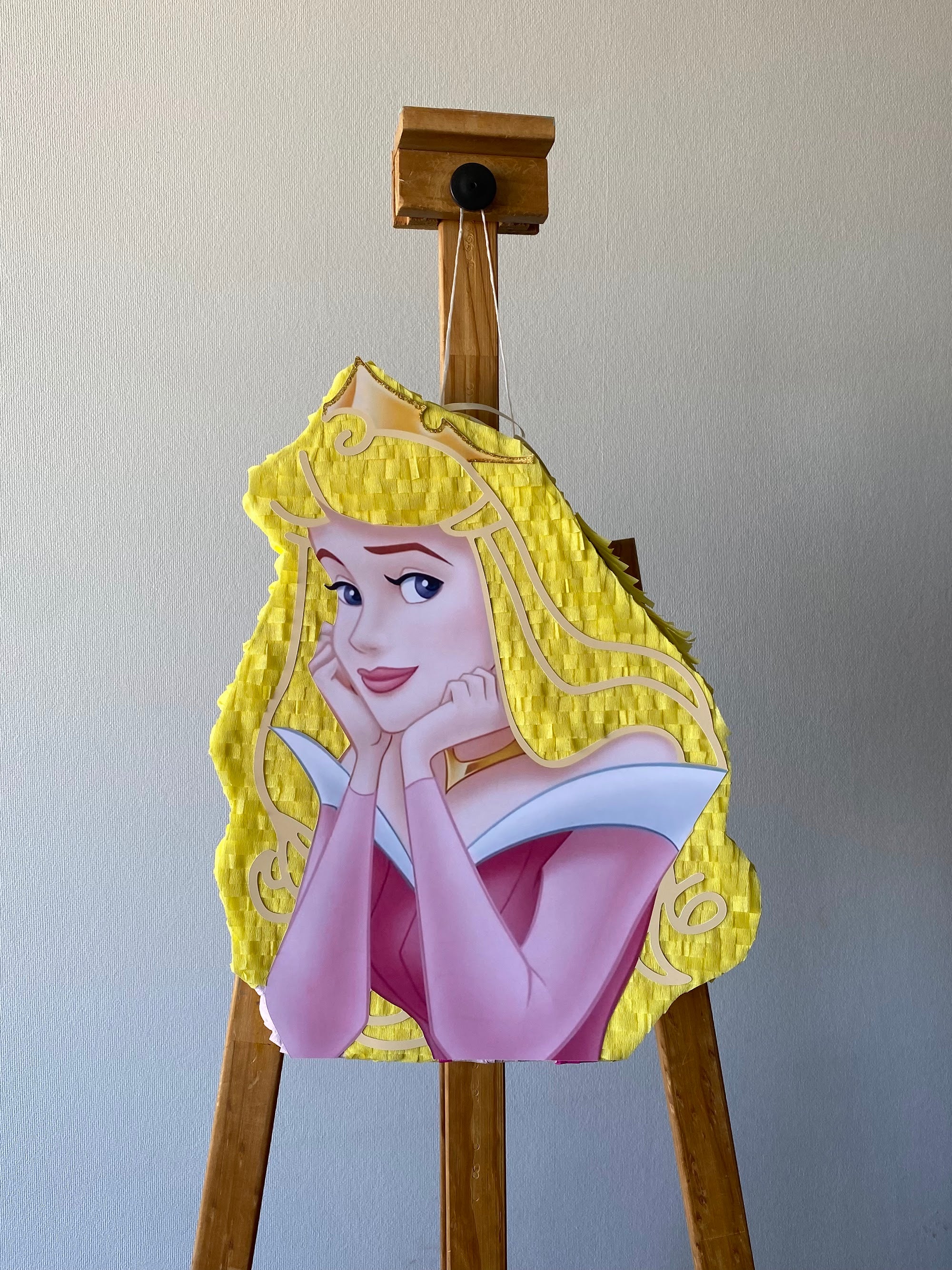 PIÑATA PRINCESA AURORA 40CM PREMIUM