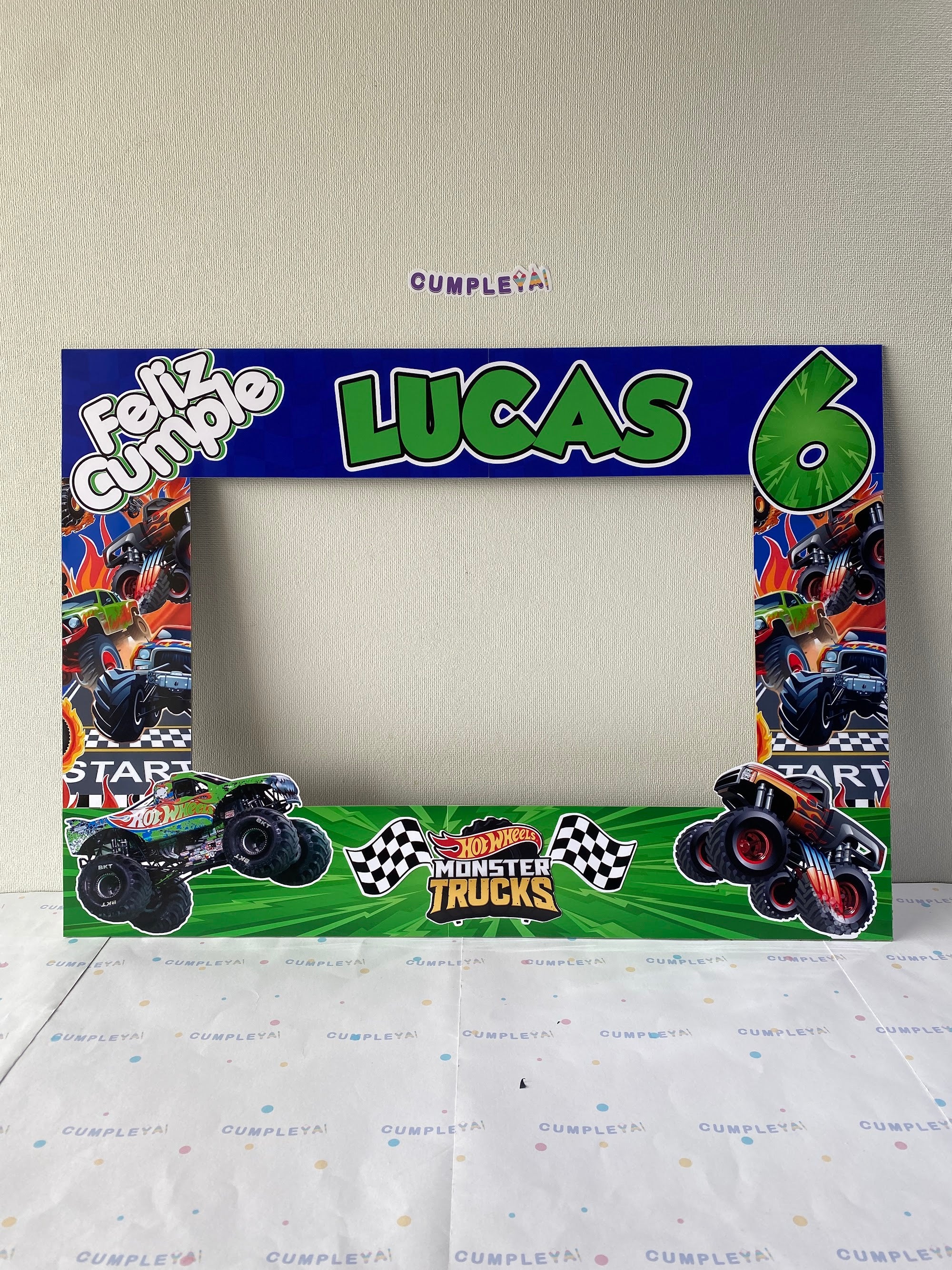 CUADRO SELFIE MONSTER TRUCK 77X55CM