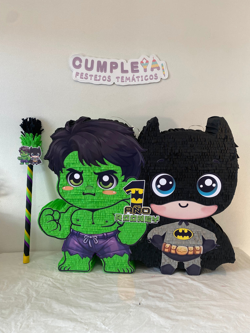 PIÑATA HULK Y BATMAN 60CM PREMIUM