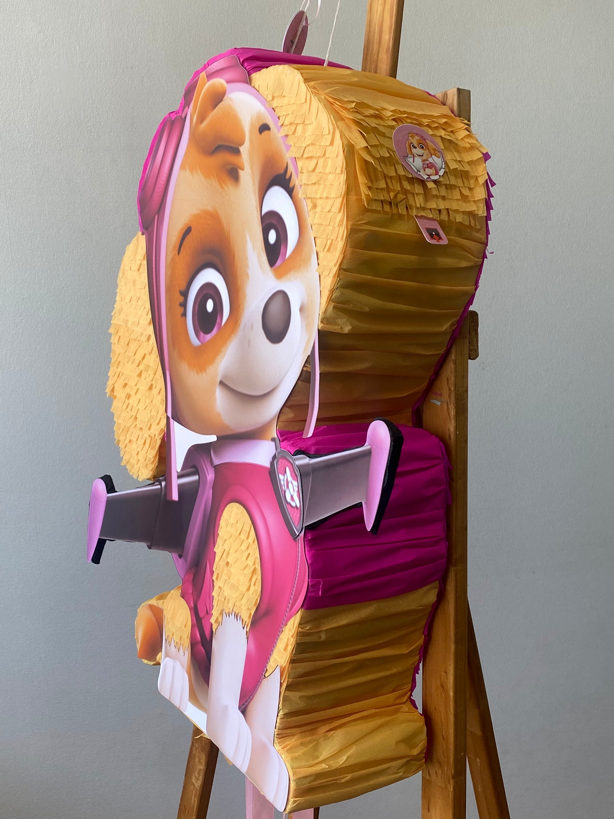 PIÑATA SKYE CON ALAS 60CM PREMIUM