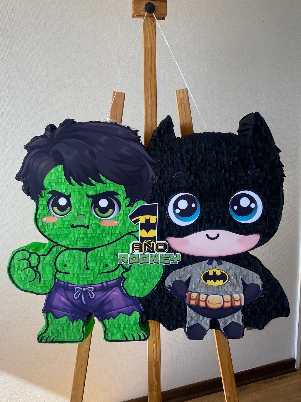 PIÑATA HULK Y BATMAN 60CM PREMIUM