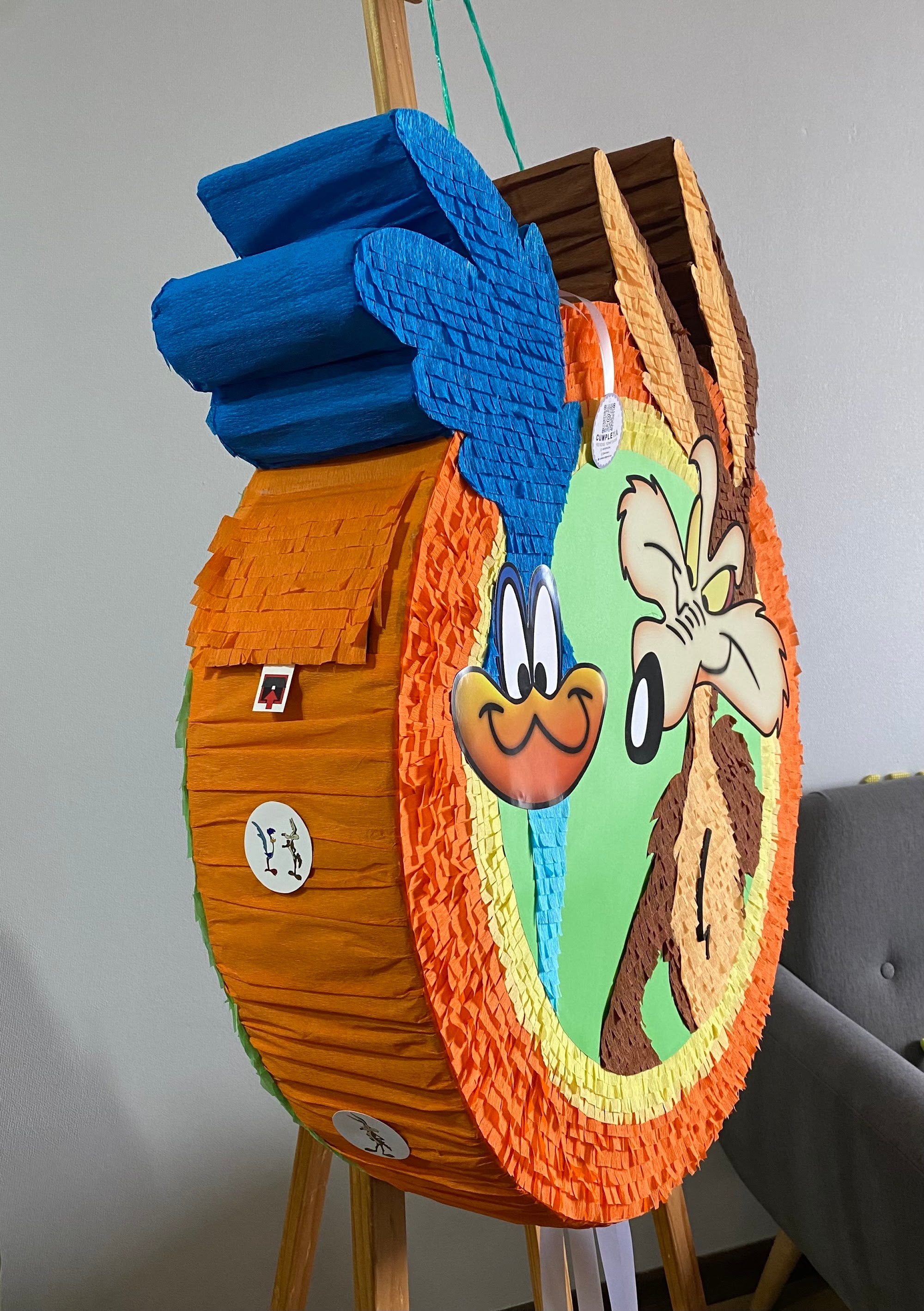 PIÑATA CORRE CAMINO Y COYOTE DE LOONEY TUNES 60CM PREMIUM
