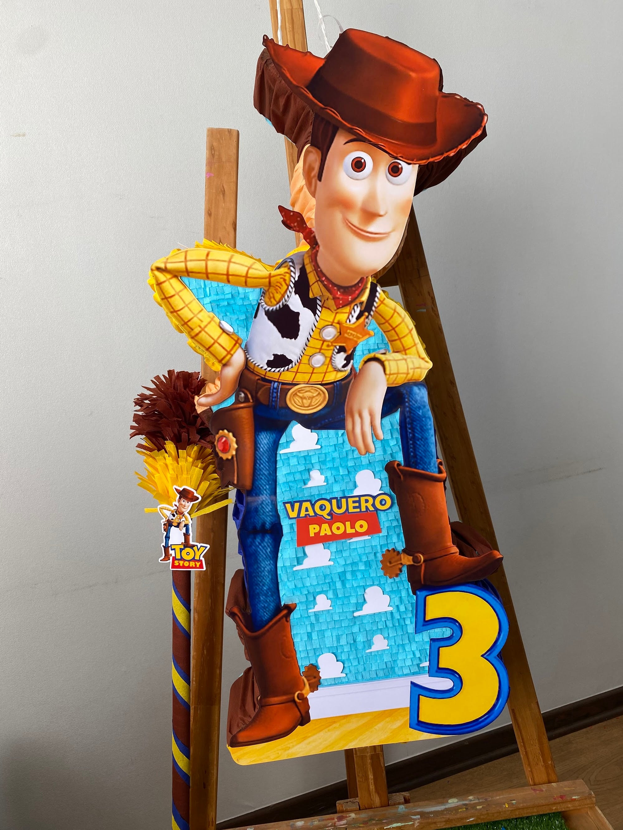 PIÑATA WOODY TOY STORY 60CM PREMIUM