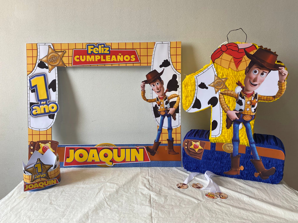 PIÑATA NUMERO 1 DE WOODY 60CM PREMIUM