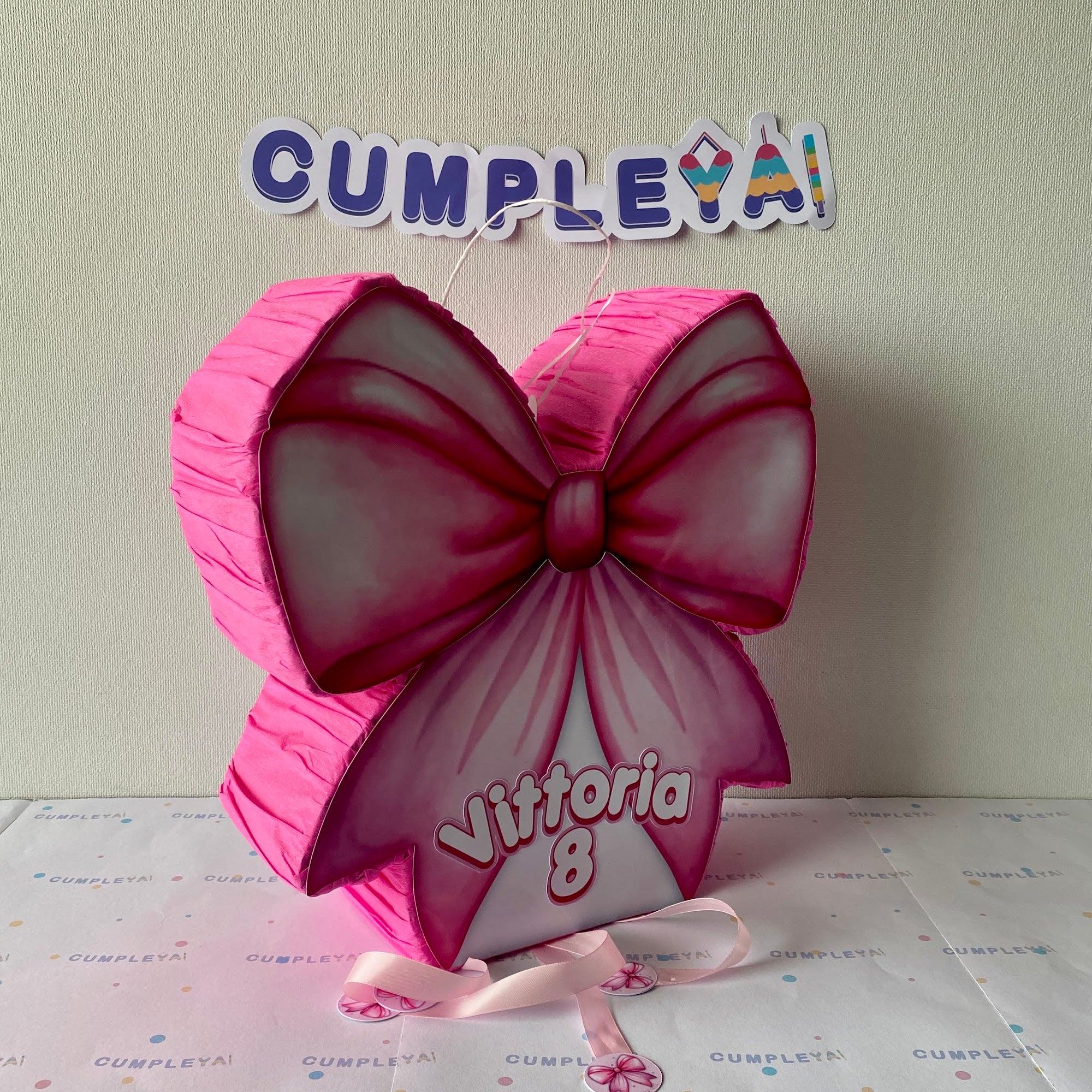 PIÑATA 40 CM LAZO