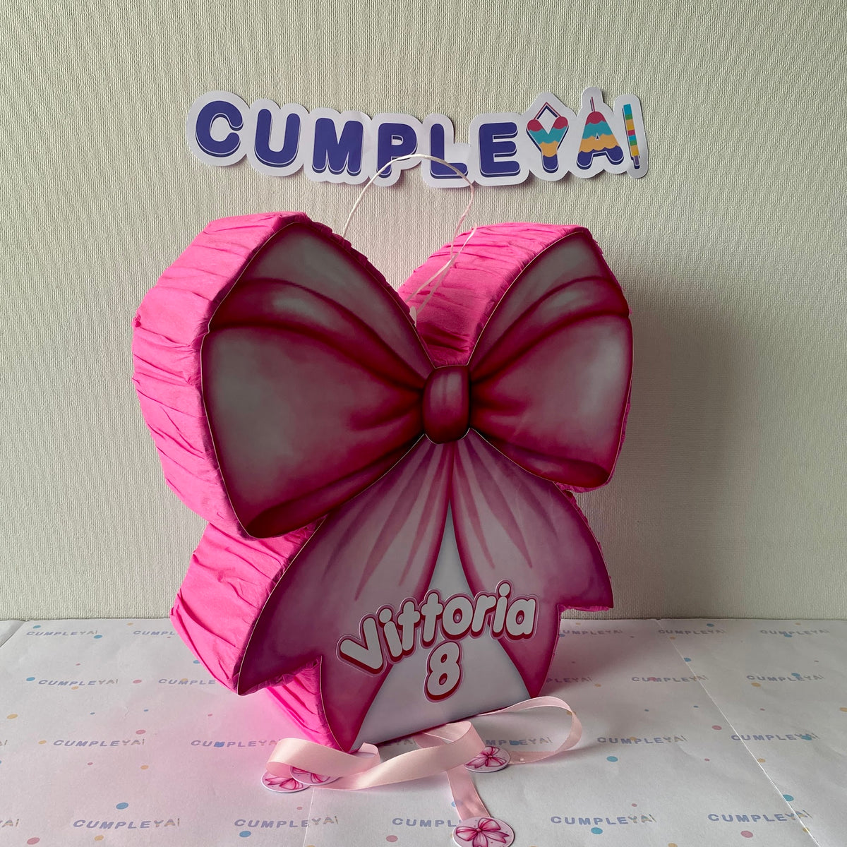 PIÑATA 40 CM LAZO