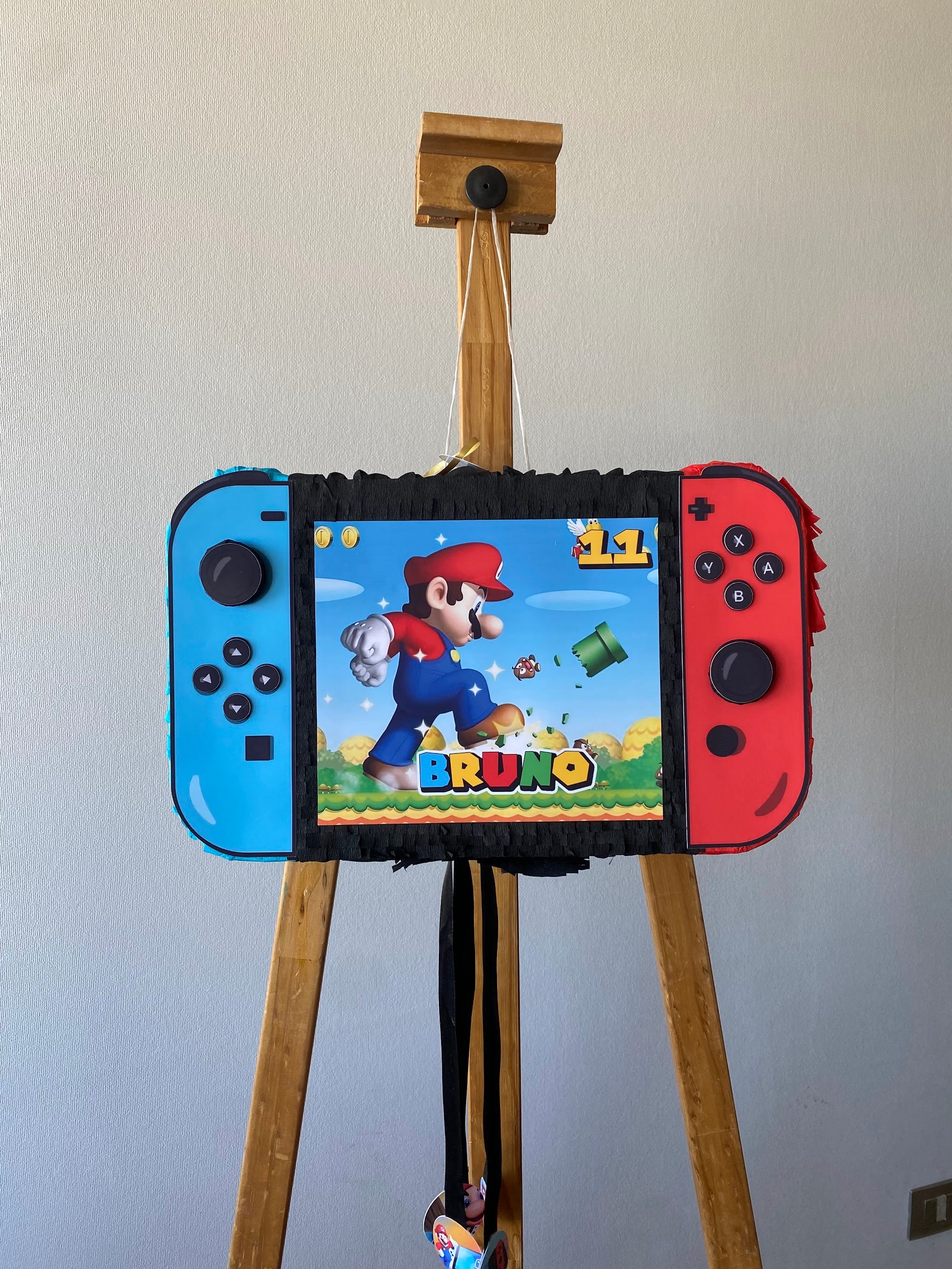 PIÑATA NINTENDO SWITCH 40CM PREMIUM