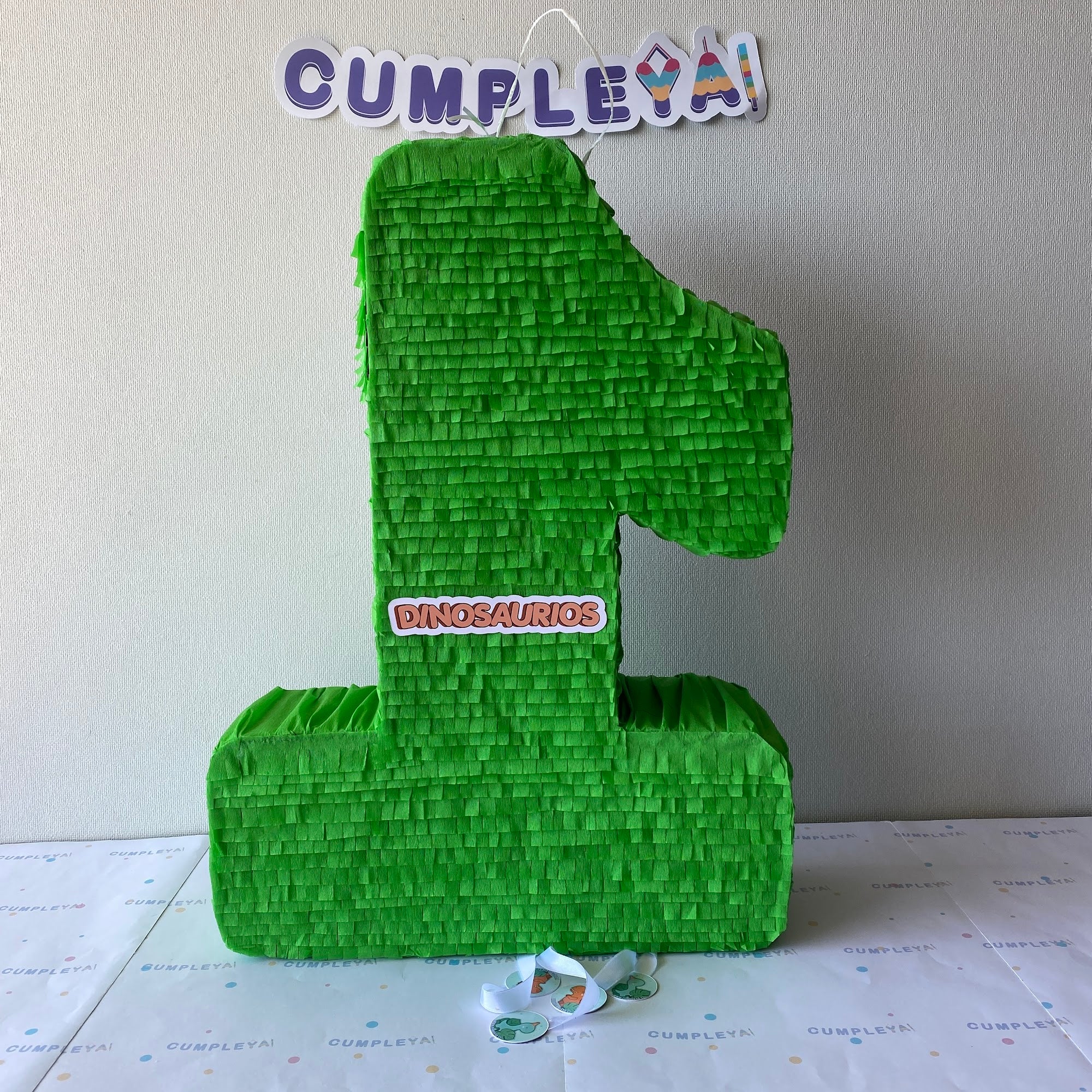 PIÑATA NUMERO 1 CON DINOSAURIO BEBE 60CM PREMIUM