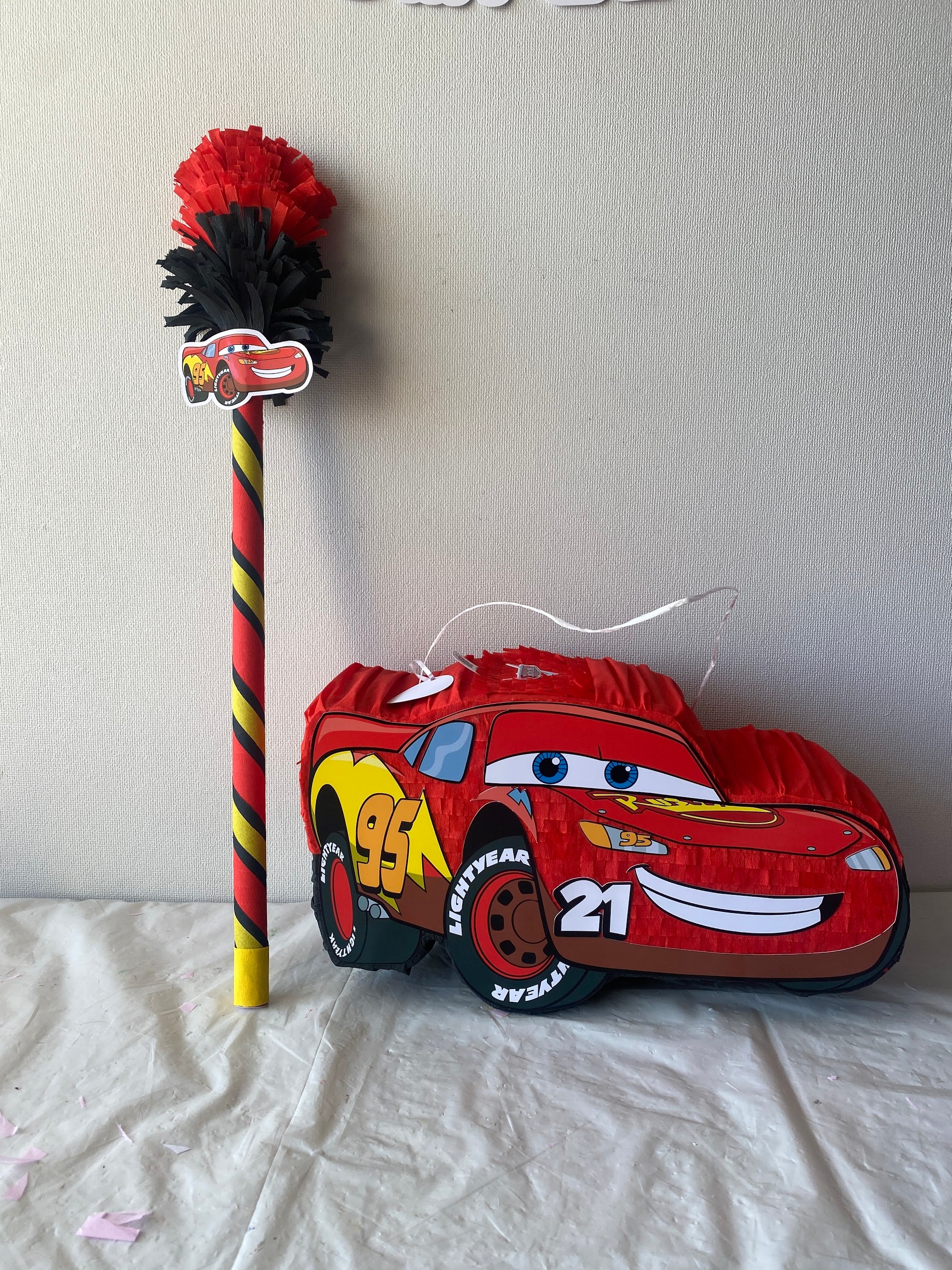 PIÑATA RAYO MCQUEEN 40CM PREMIUM