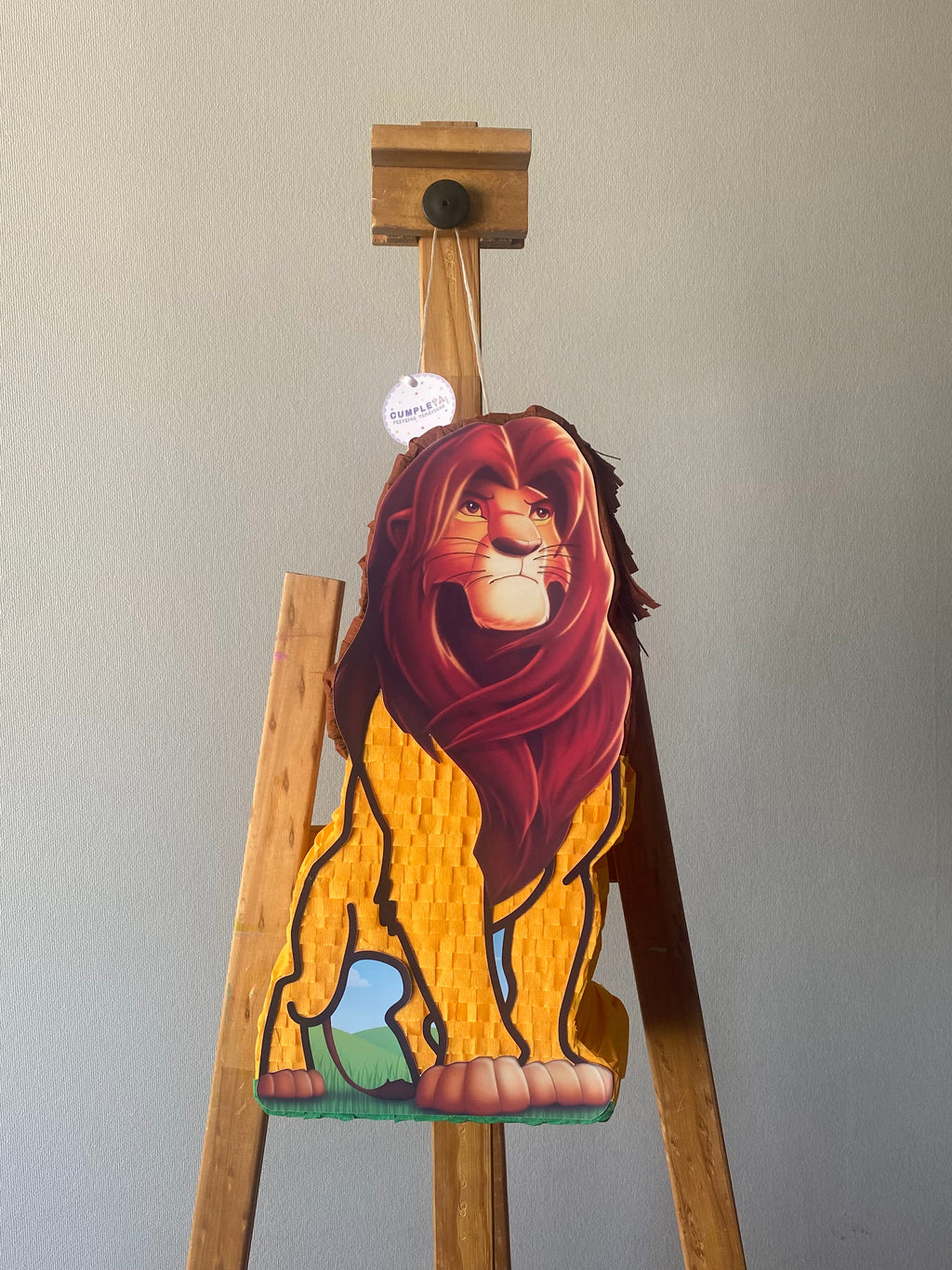 PIÑATA SIMBA ADULTO 40CM PREMIUM