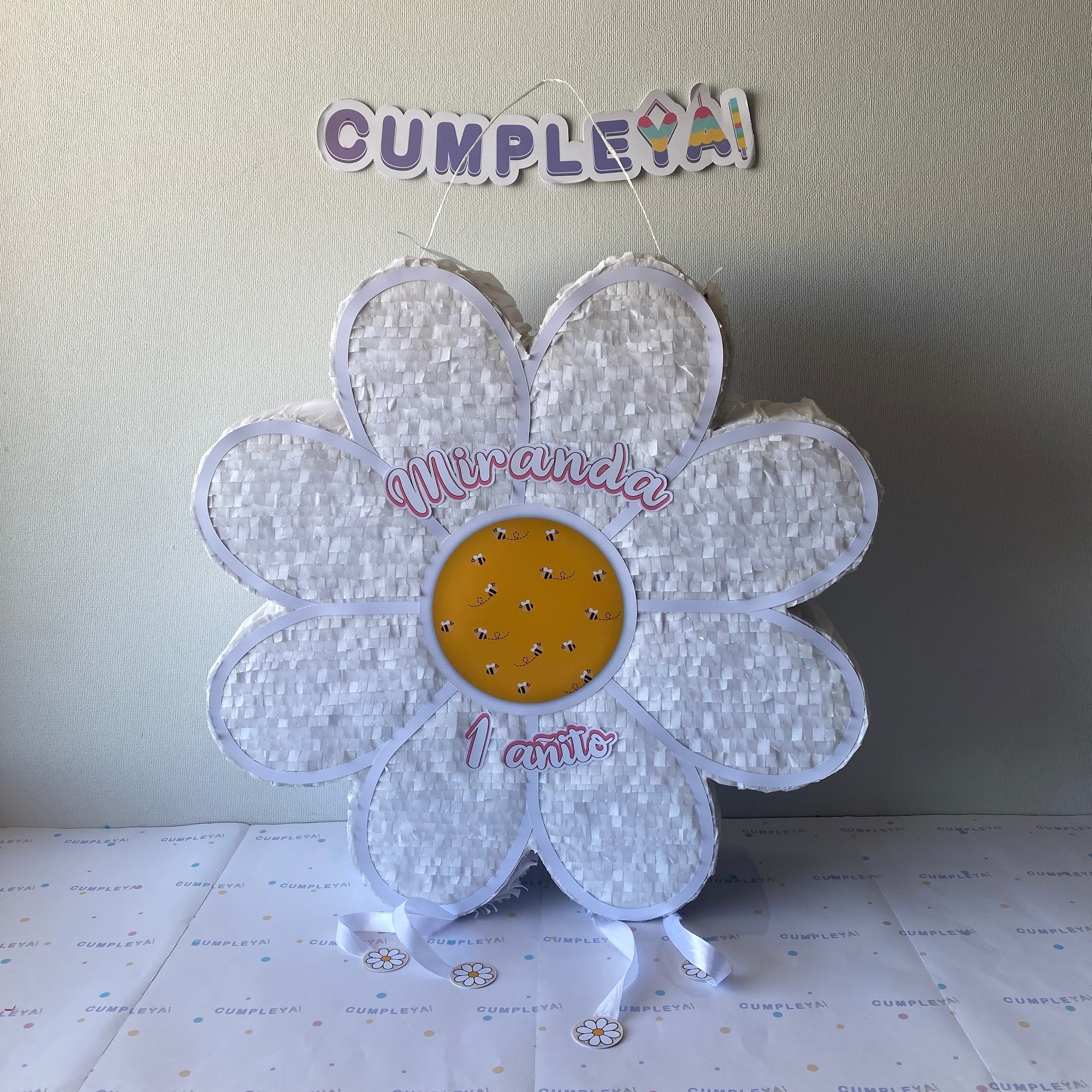 PIÑATA MARGARITA CON ABEJITAS 60CM PREMIUM