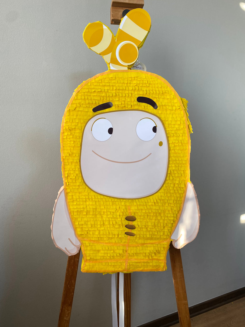 PIÑATA ODDBODS 60CM PREMIUM