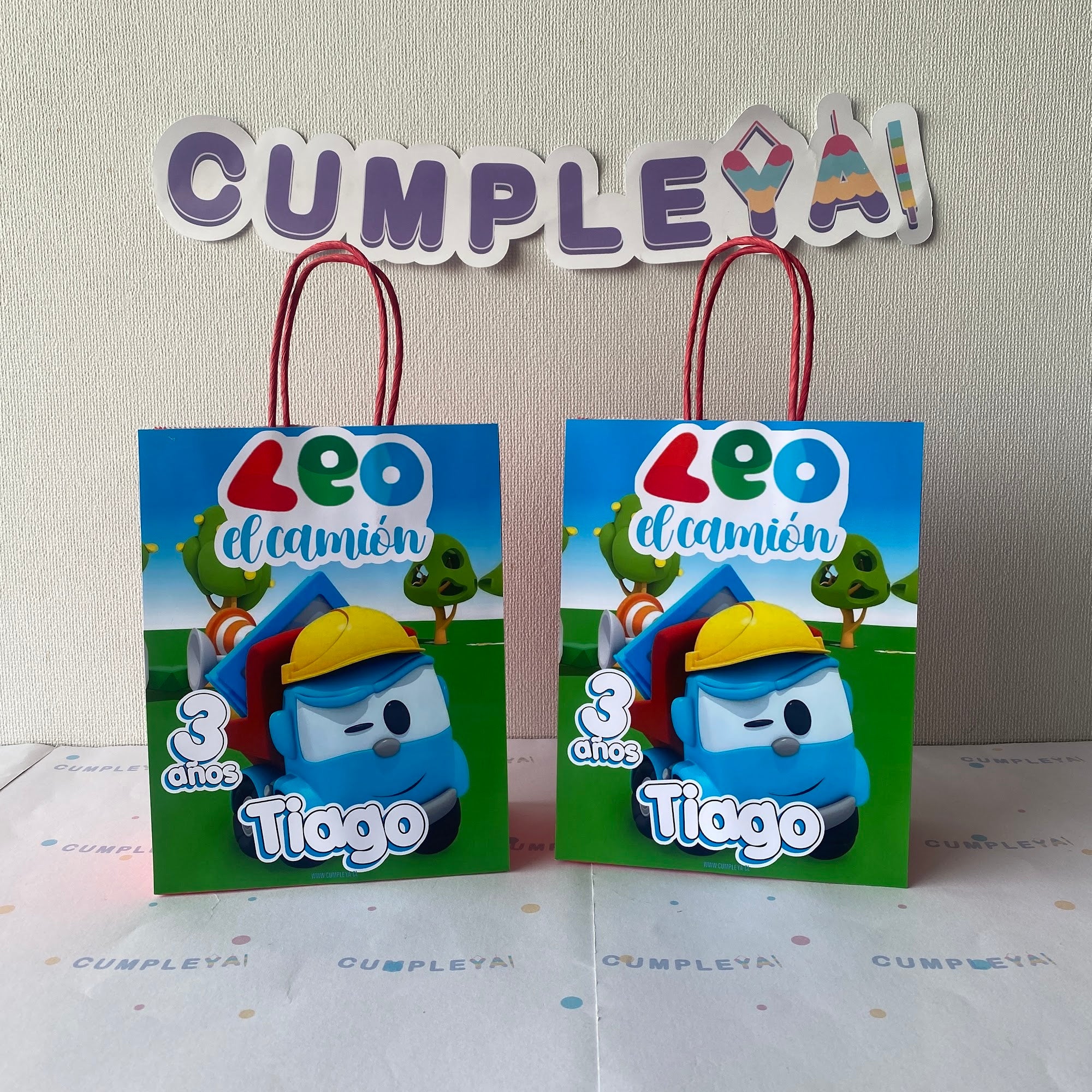 BOLSA SORPRESA 16 × 21 × 8 CM LEO DE CAMION