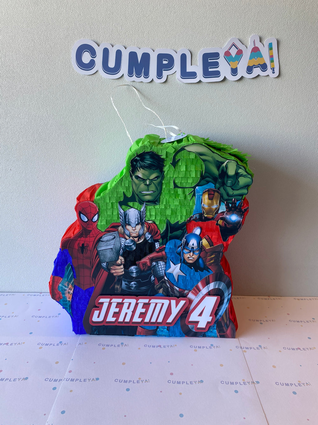 PIÑATA LOS VENGADORES 40CM PREMIUM