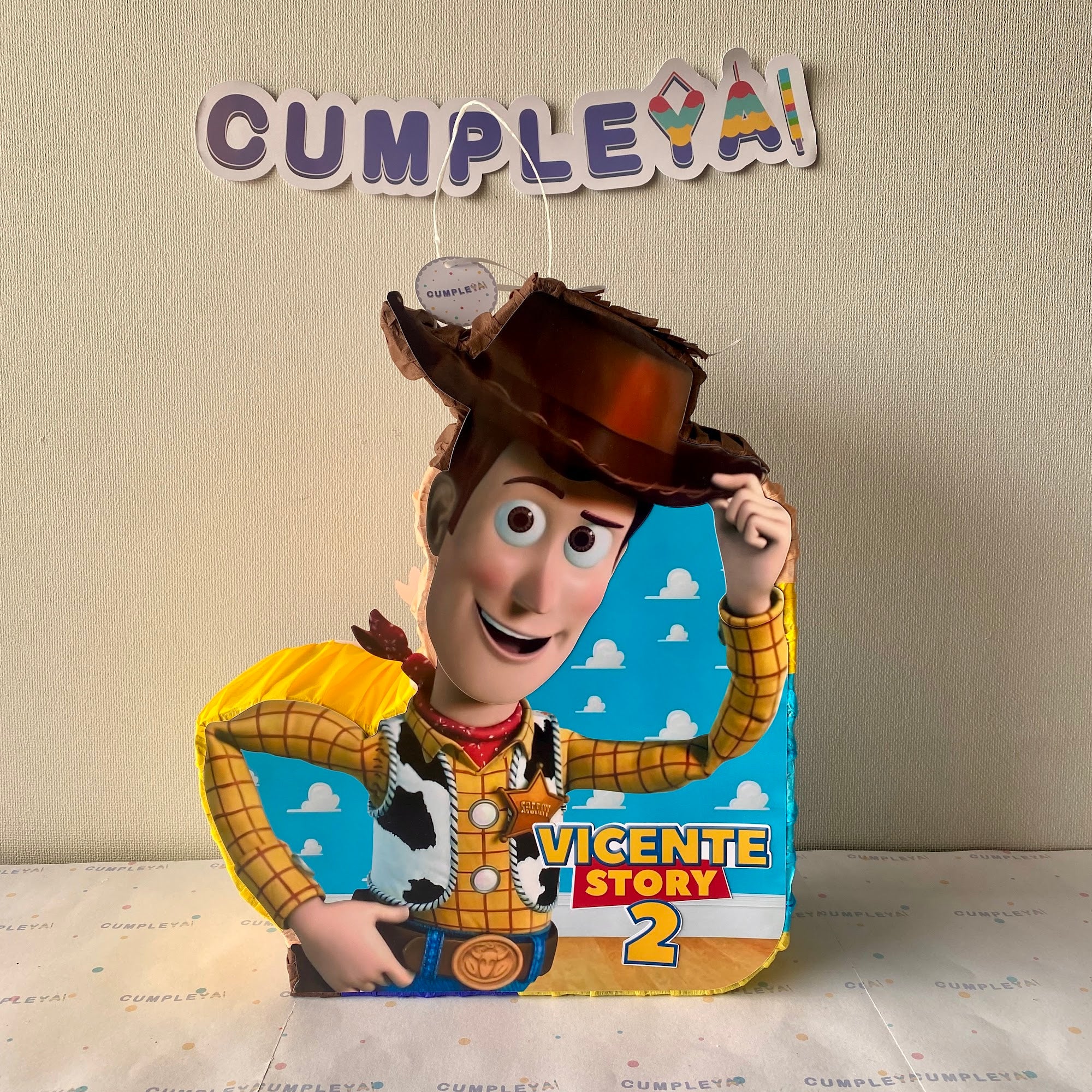 PIÑATA 40 CM WOODY