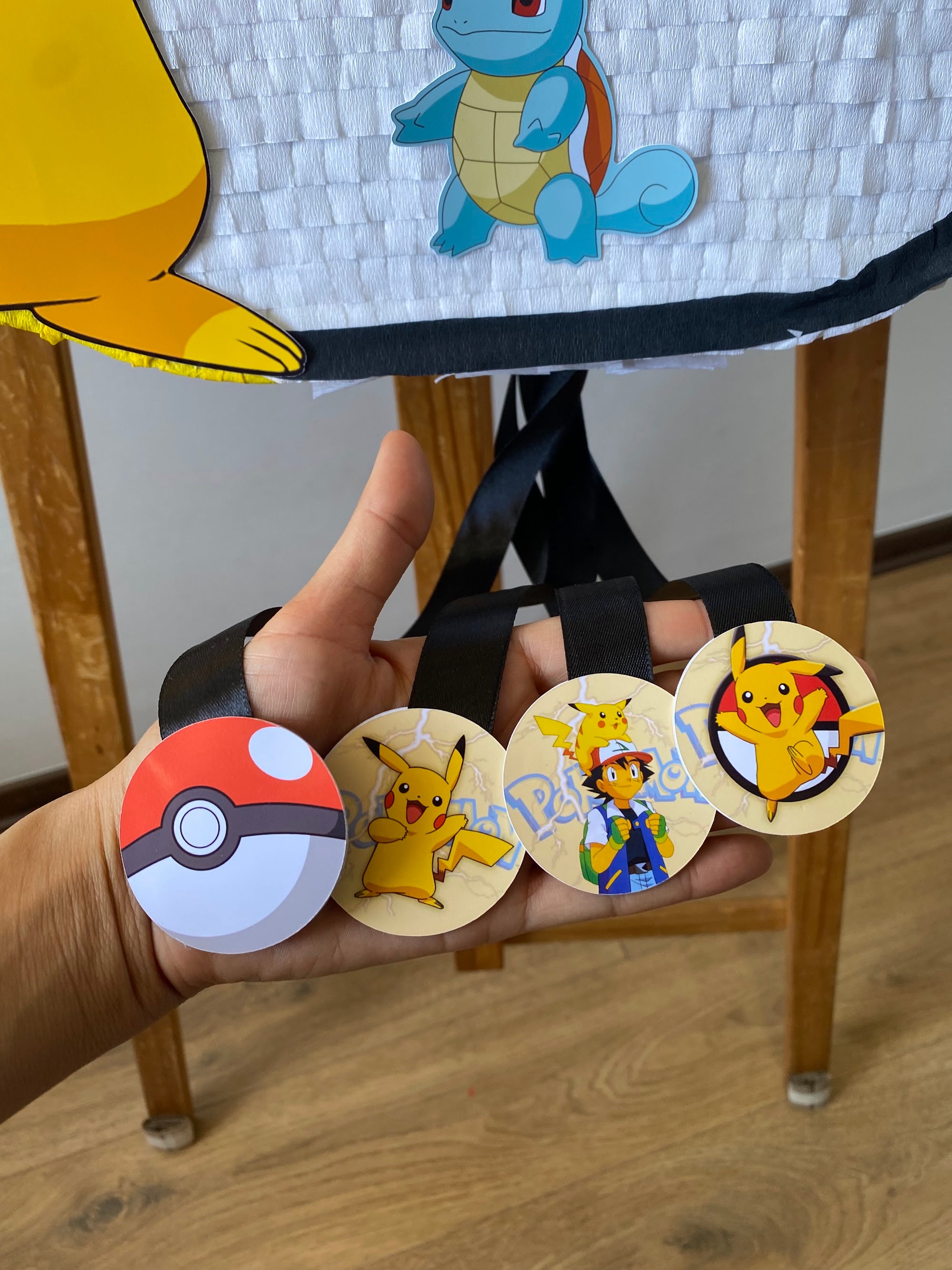 PIÑATA NUMERO 6 PIKACHU 60CM PREMIUM