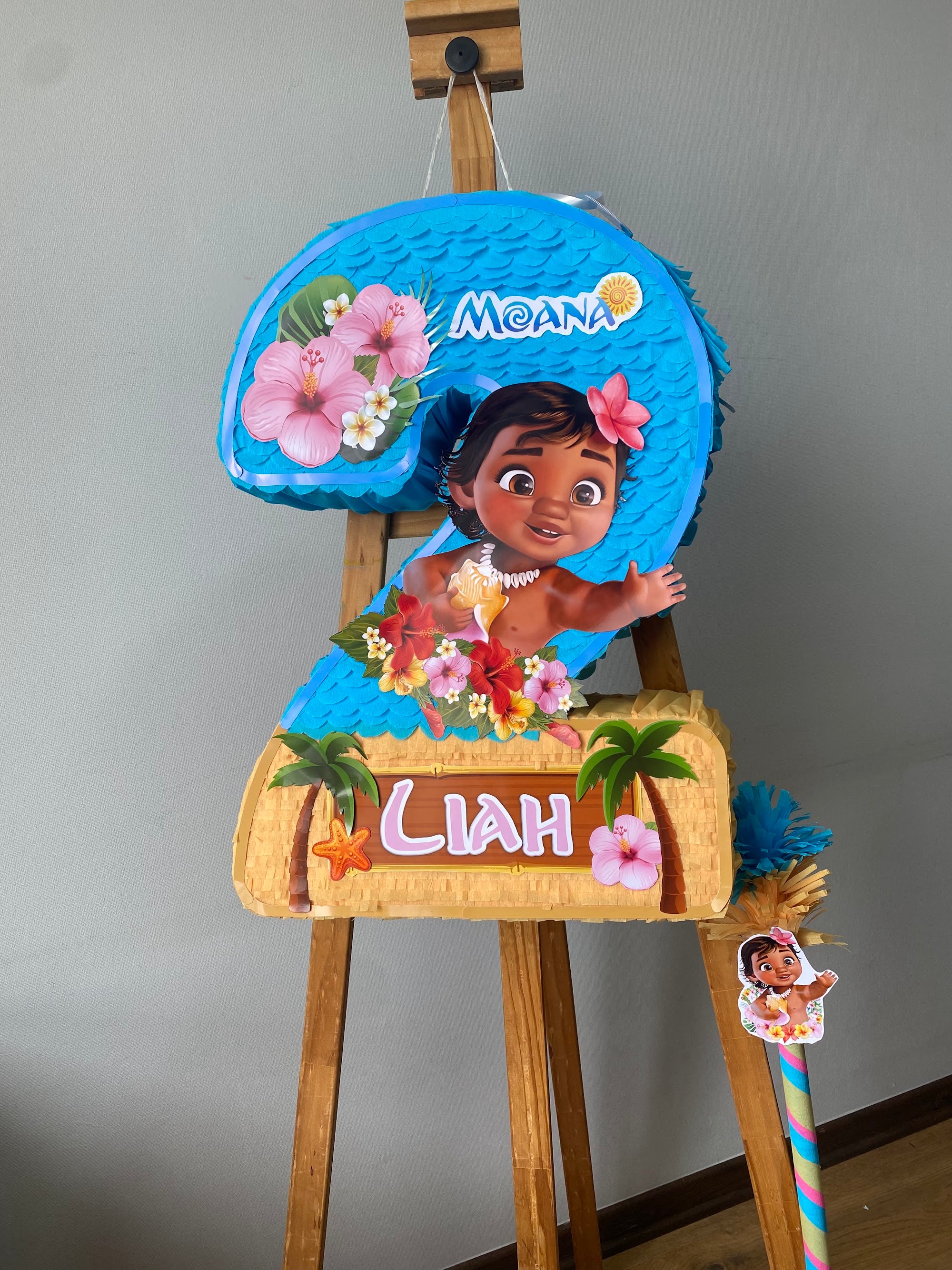 PIÑATA MOANA BEBE NÚMERO 2 60CM PREMIUM