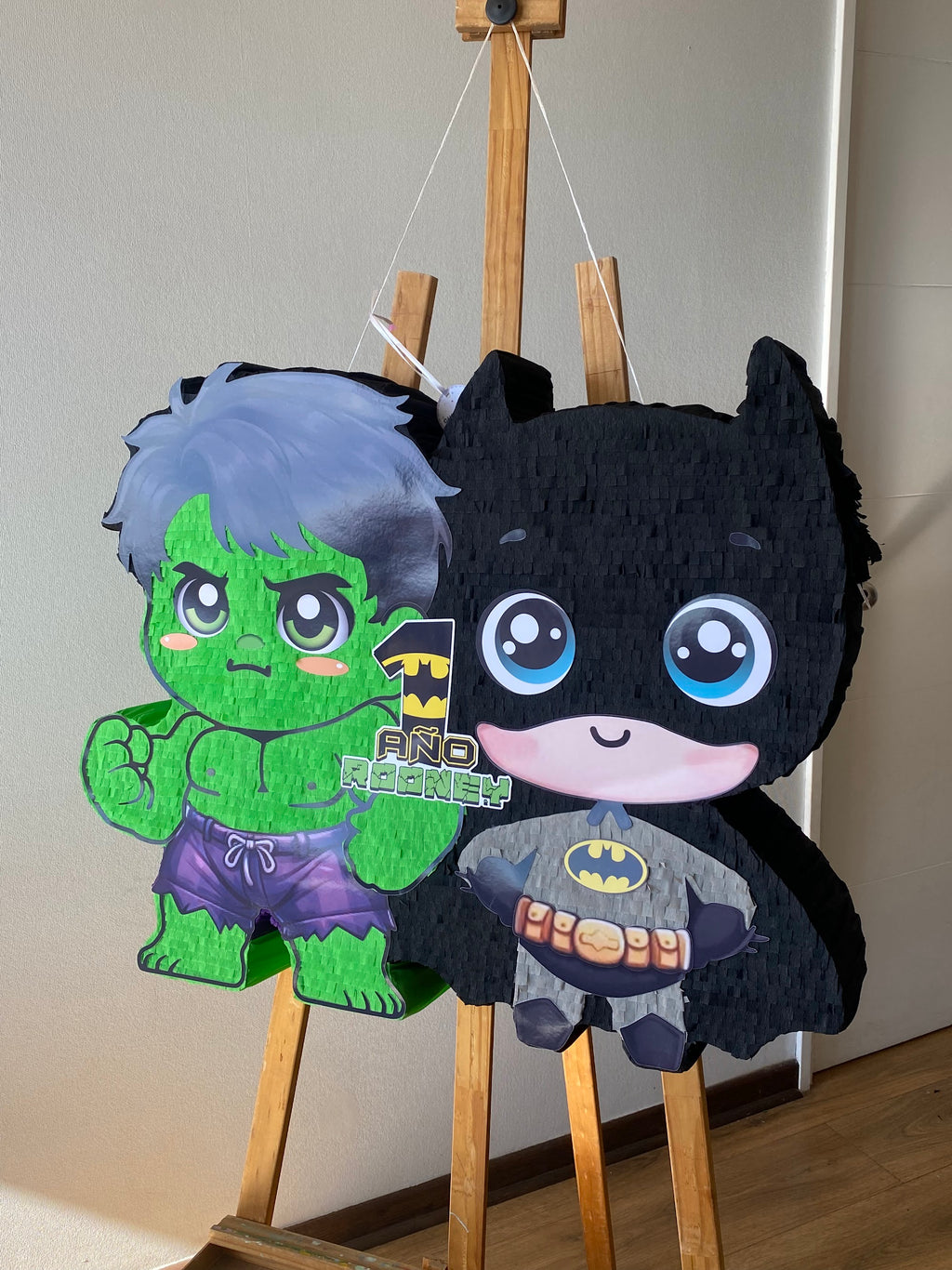 PIÑATA HULK Y BATMAN 60CM PREMIUM