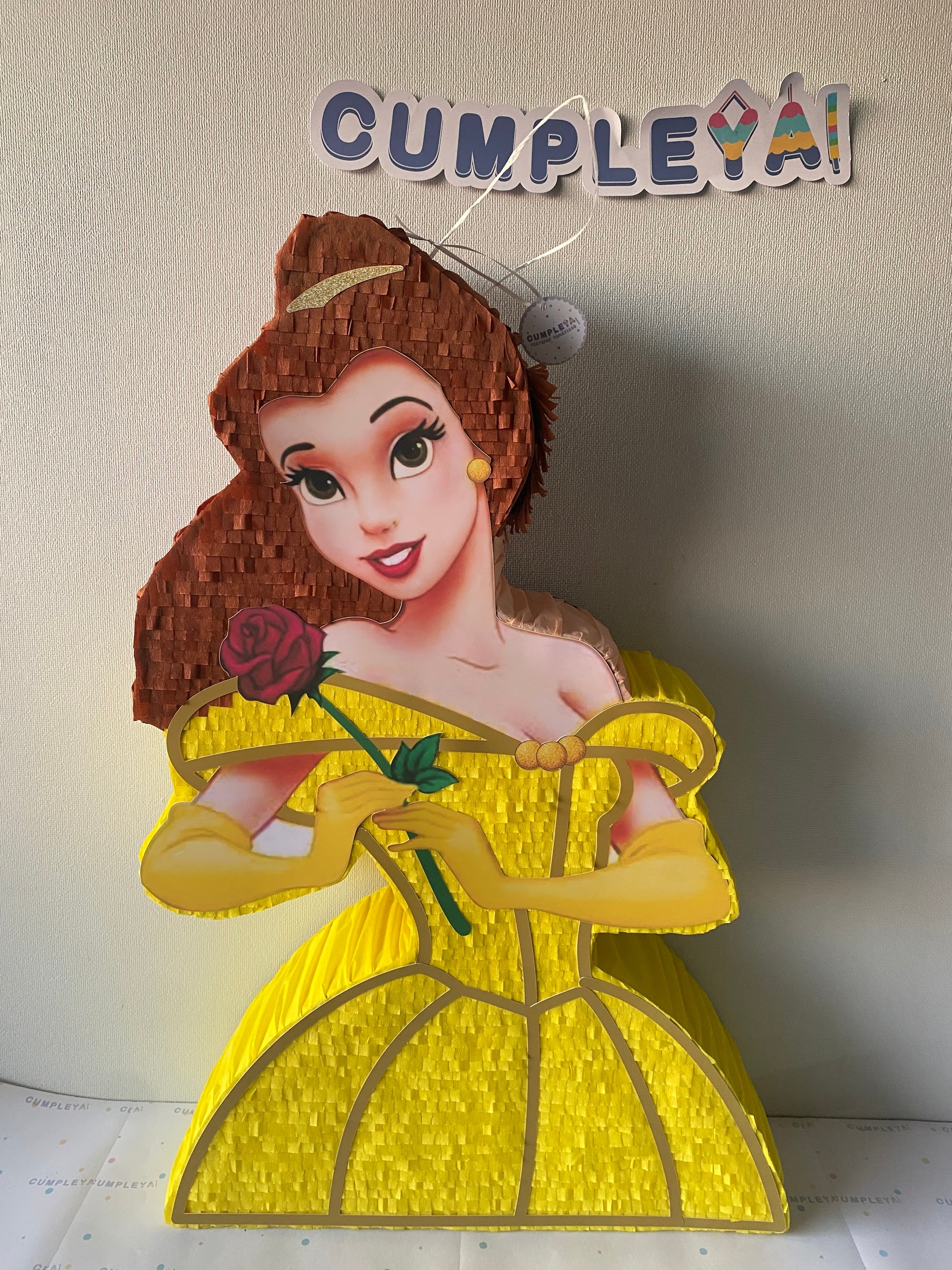 PIÑATA PRINCESA BELLA 60CM PREMIUM