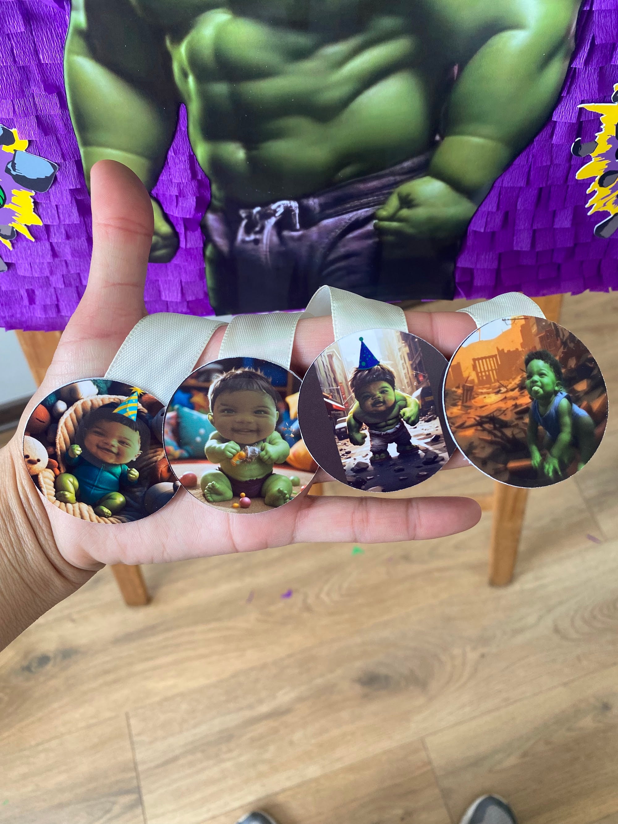 PIÑATA NUMERO 1 DE HULK 60CM PREMIUM