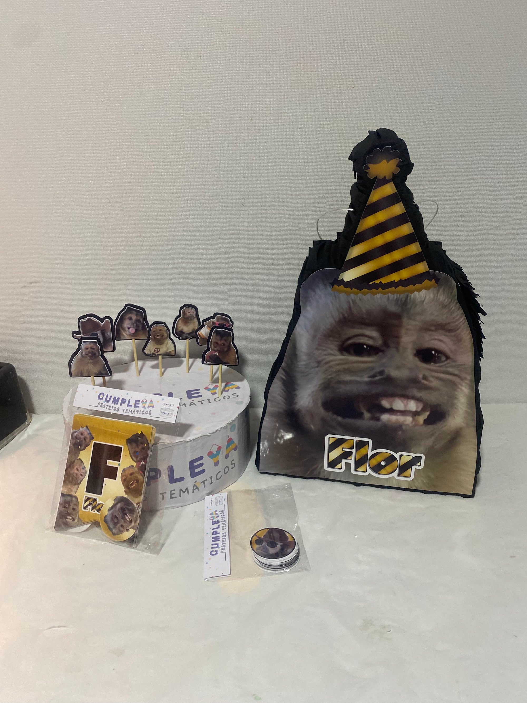 BANDERIN FELIZ CUMPLEAÑOS MONO DE MEME