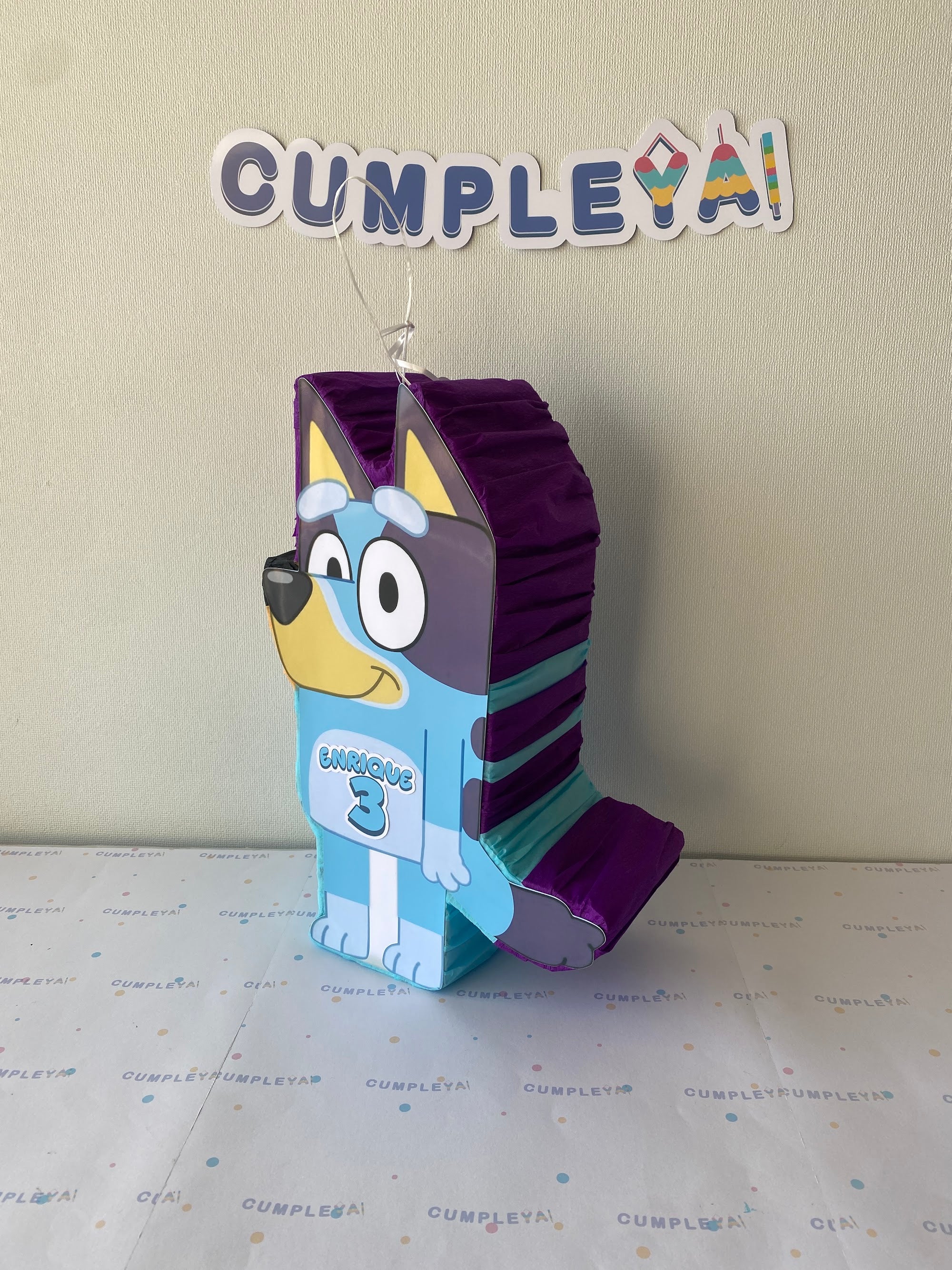 PIÑATA 40 CM BLUEY DE PIE