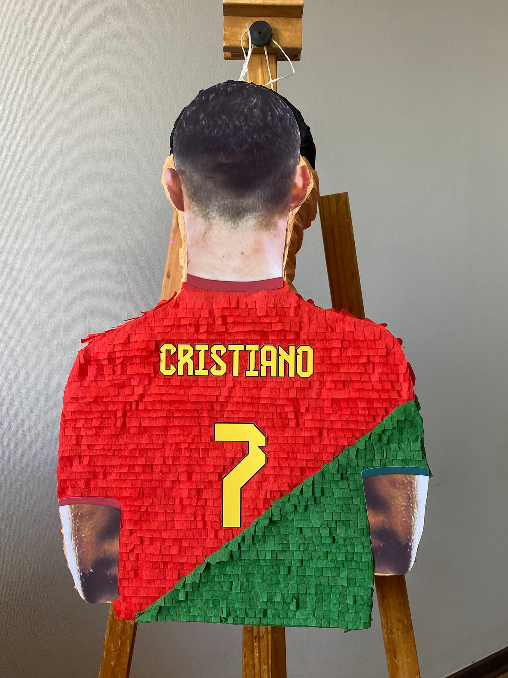 PIÑATA CRISTIANO RONALDO 60CM PREMIUM