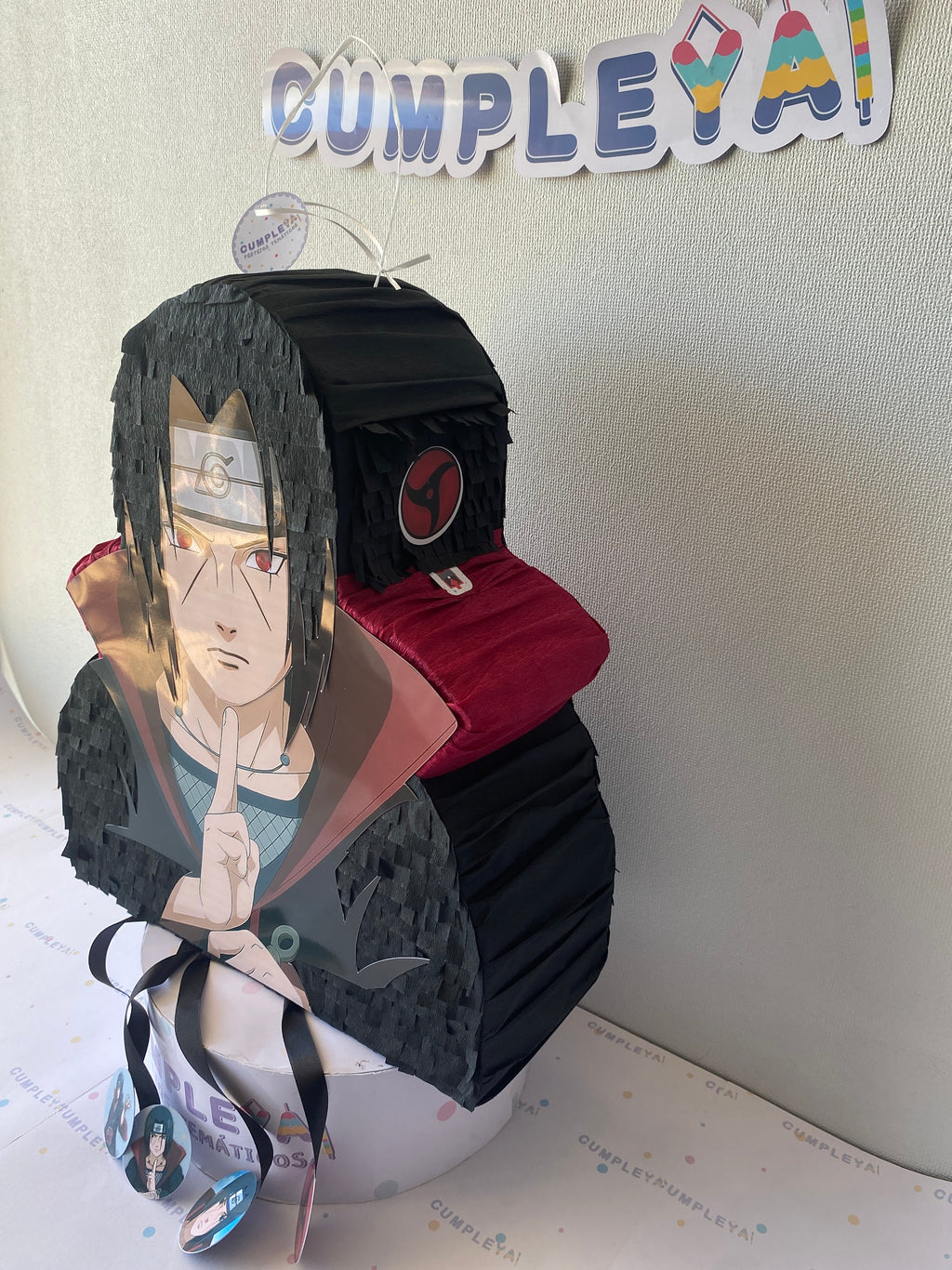 PIÑATA ITACHI UCHIHA 40CM PREMIUM