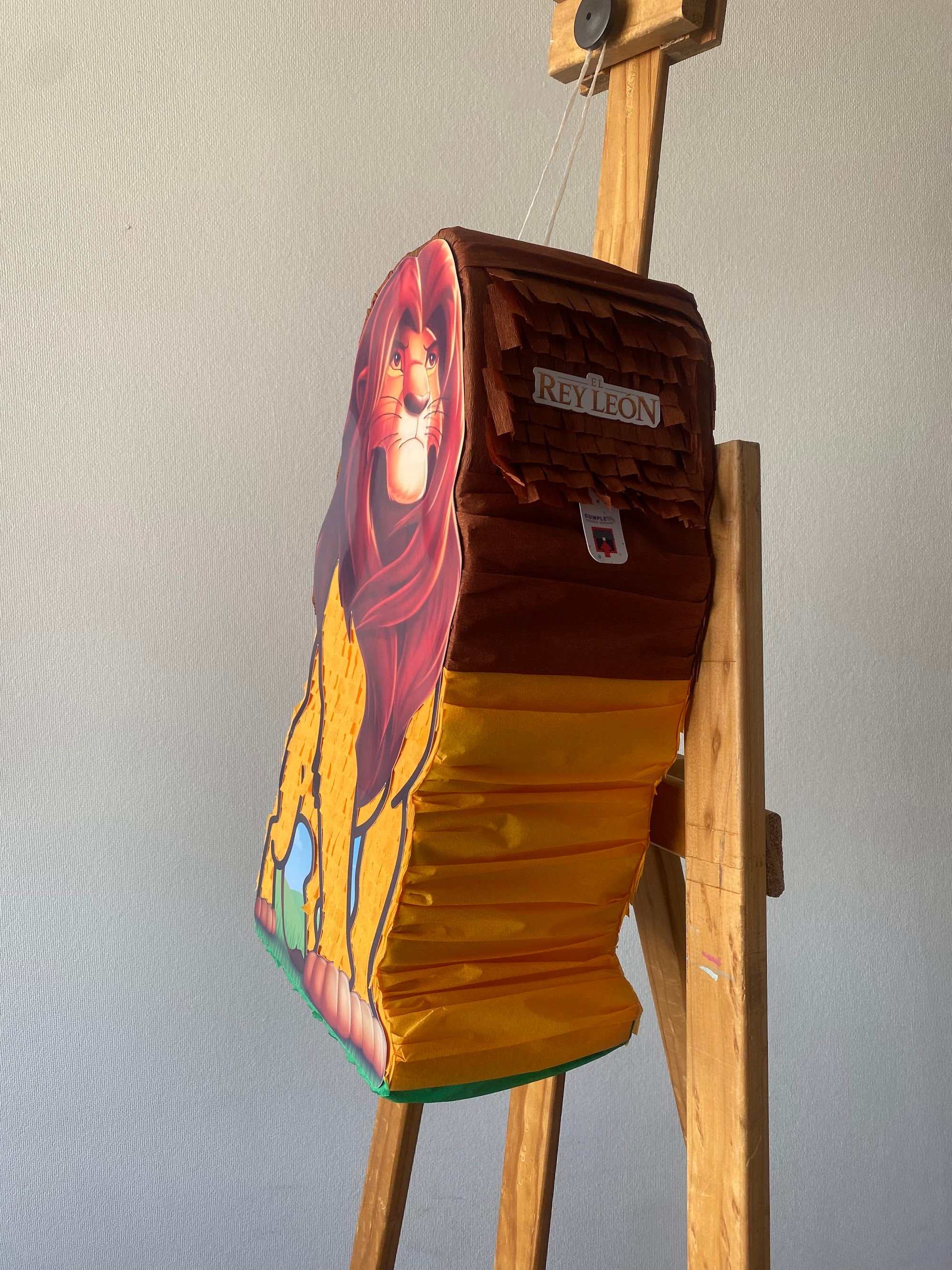 PIÑATA SIMBA ADULTO 40CM PREMIUM