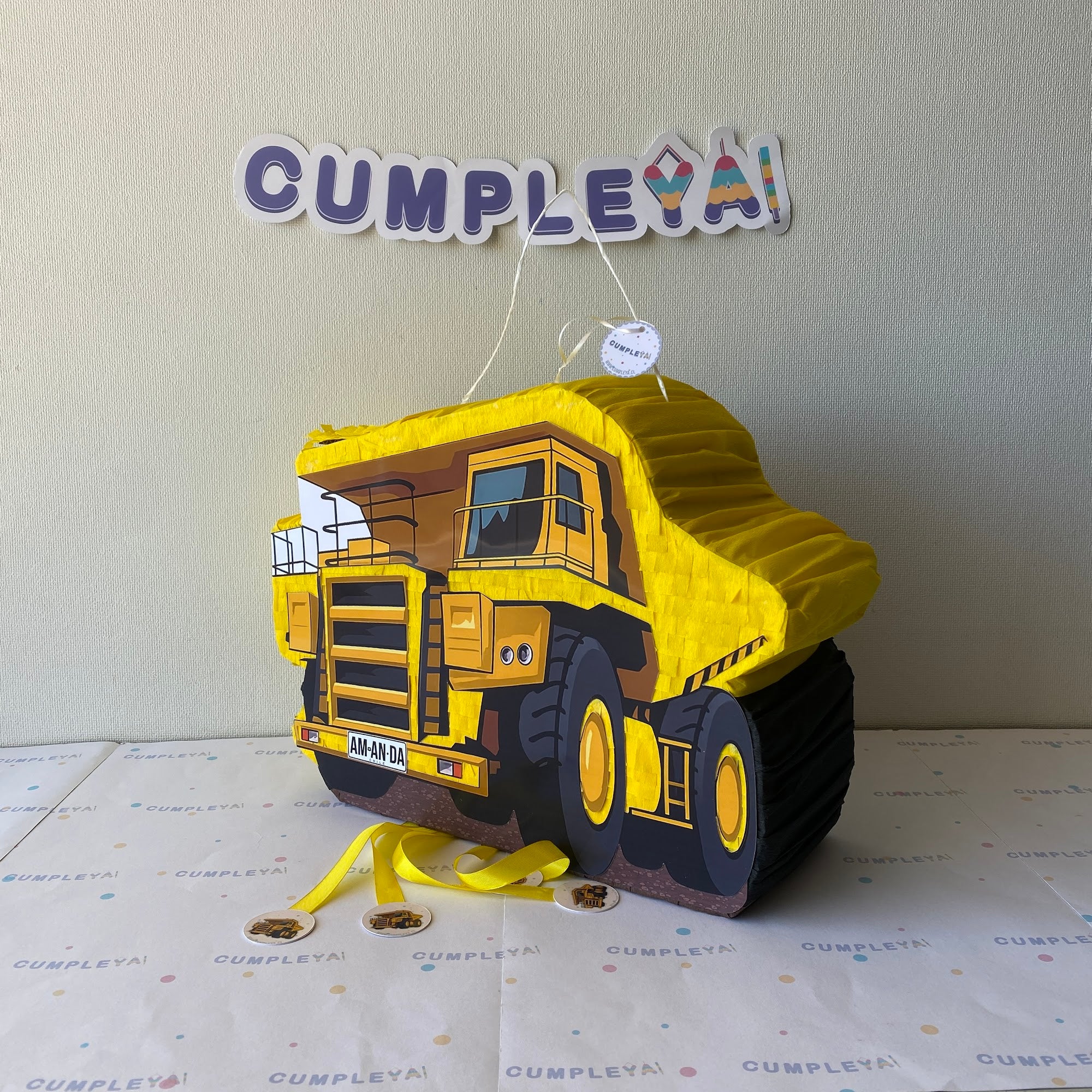 PIÑATA CAMIÓN MINERO 40CM PREMIUM