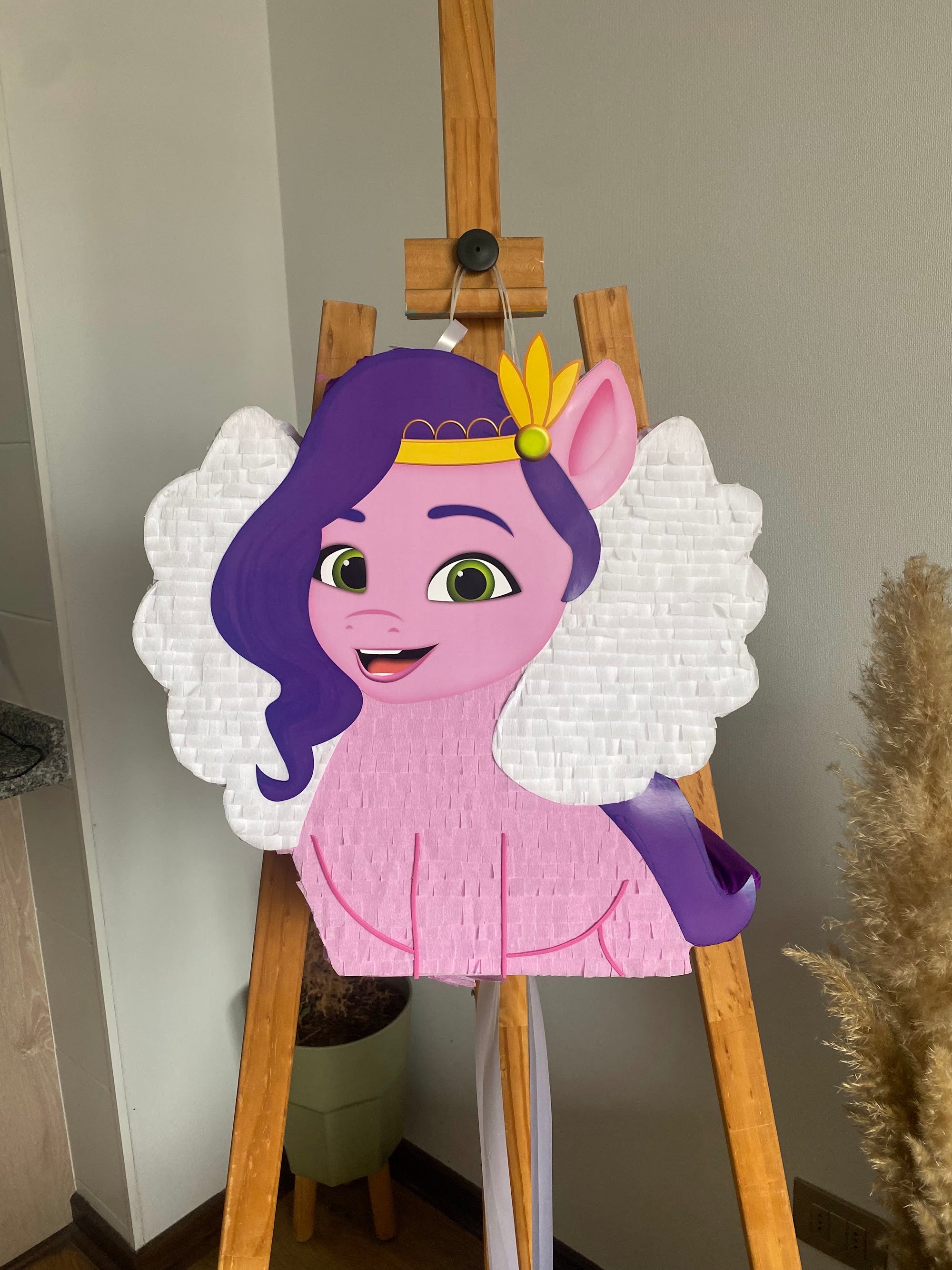 PIÑATA MY LITTLE PONY PRINCESA PIPP PETALS 40CM PREMIUM