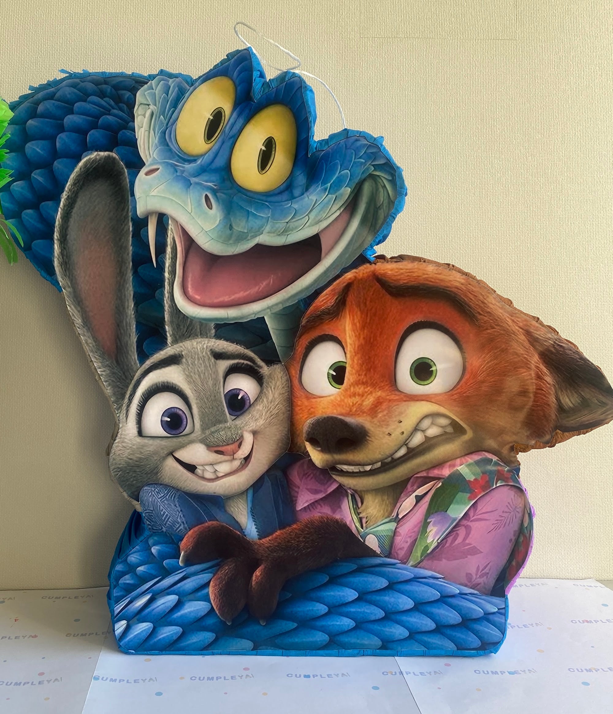 PIÑATA 60 CM XL NICK Y JUDY