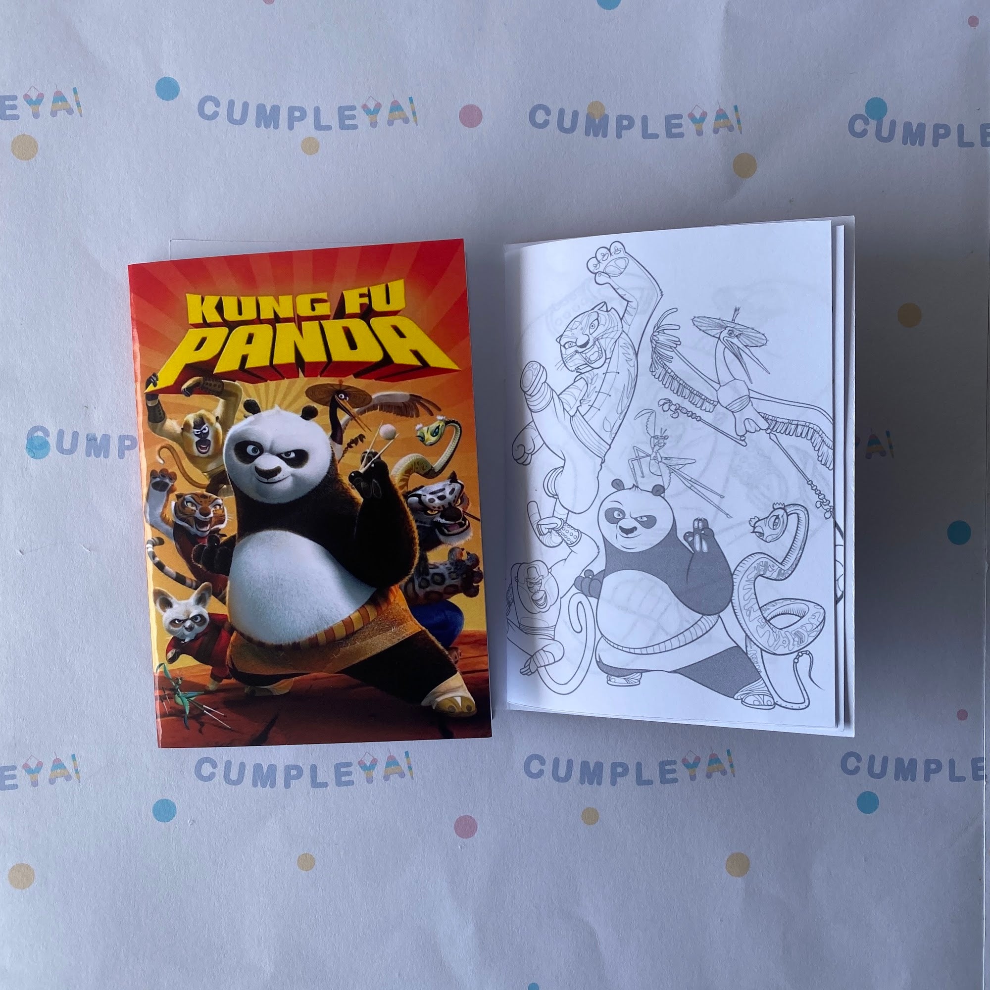 LIBRITO PARA COLOREAR KUNG FU PANDA 8 PAGINAS 11X15CM