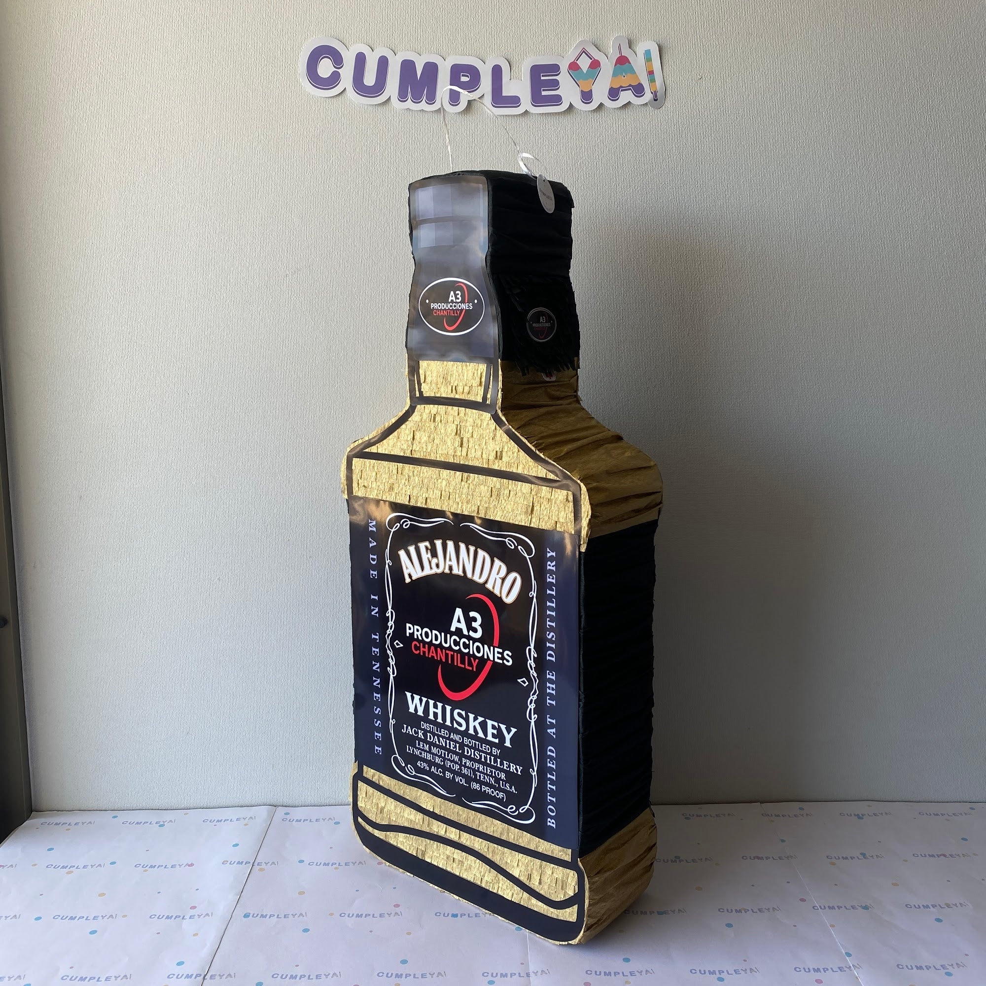 PIÑATA PERZONALIZADA BOTELLA DE WHISKY 60CM PREMIUM