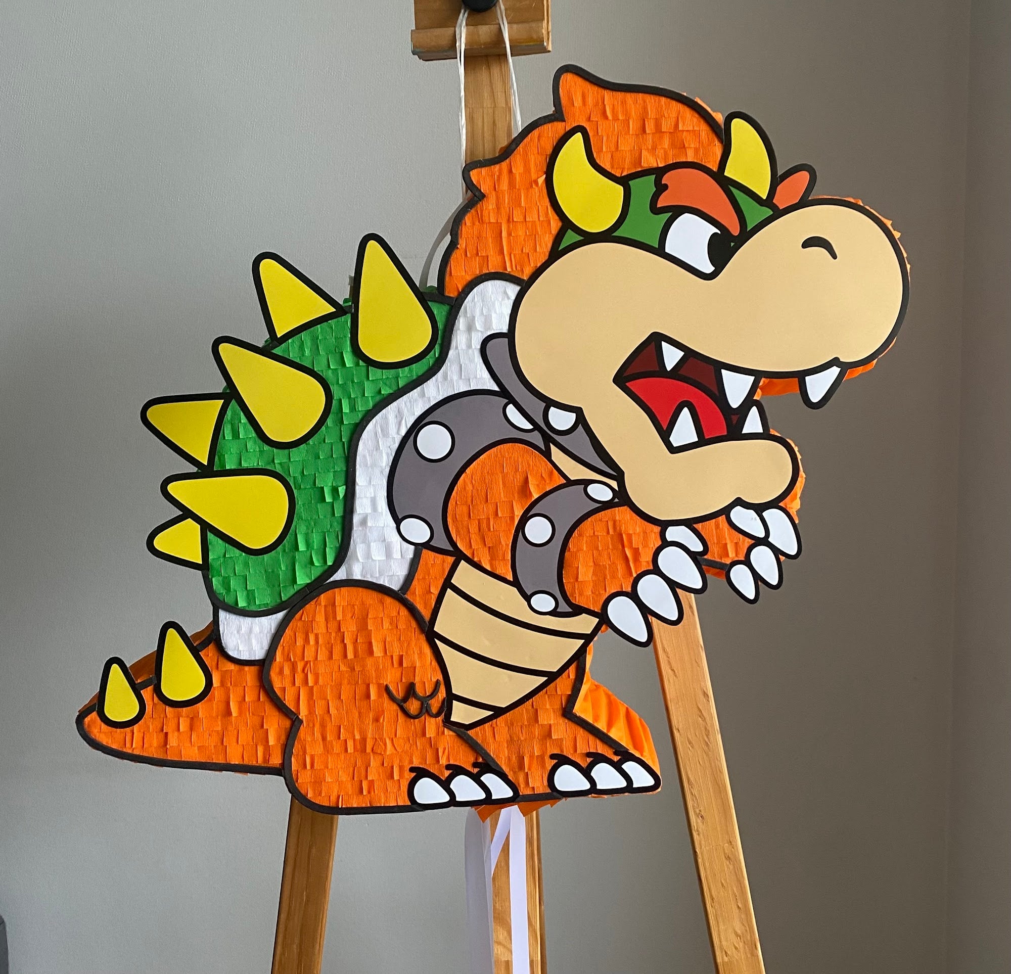 PIÑATA BOWSER DE MARIO BROS 60CM PREMIUM